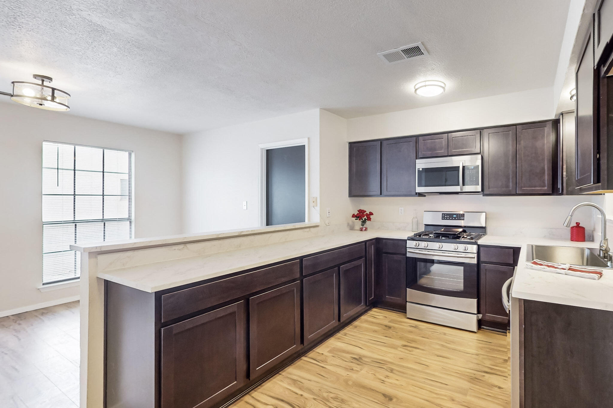 4807 PARSIFAL Street NE