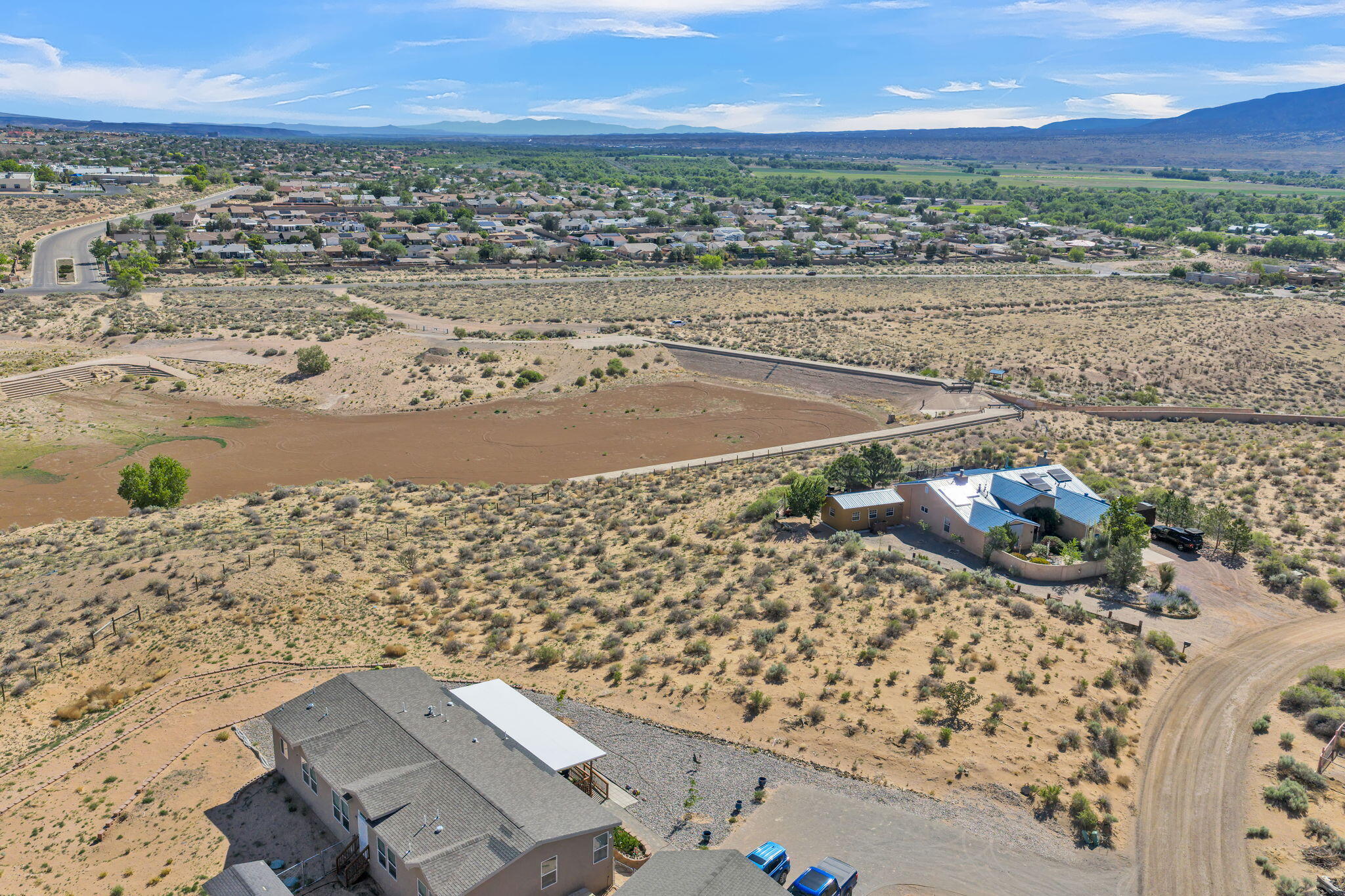 5909 Rio Salado Loop NE