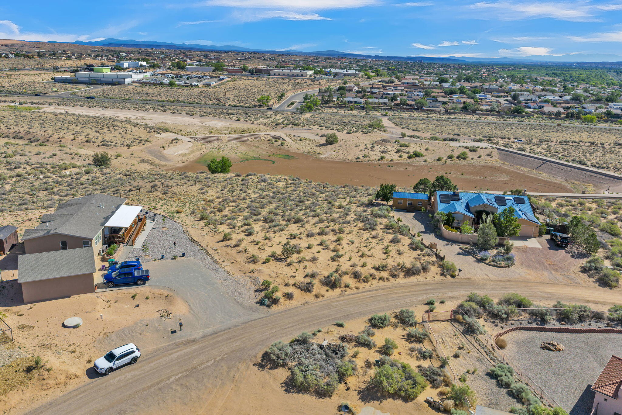 5909 Rio Salado Loop NE