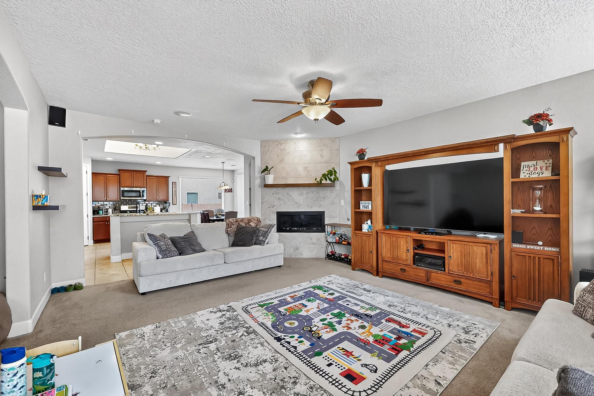 1501 BARBARO Drive SE