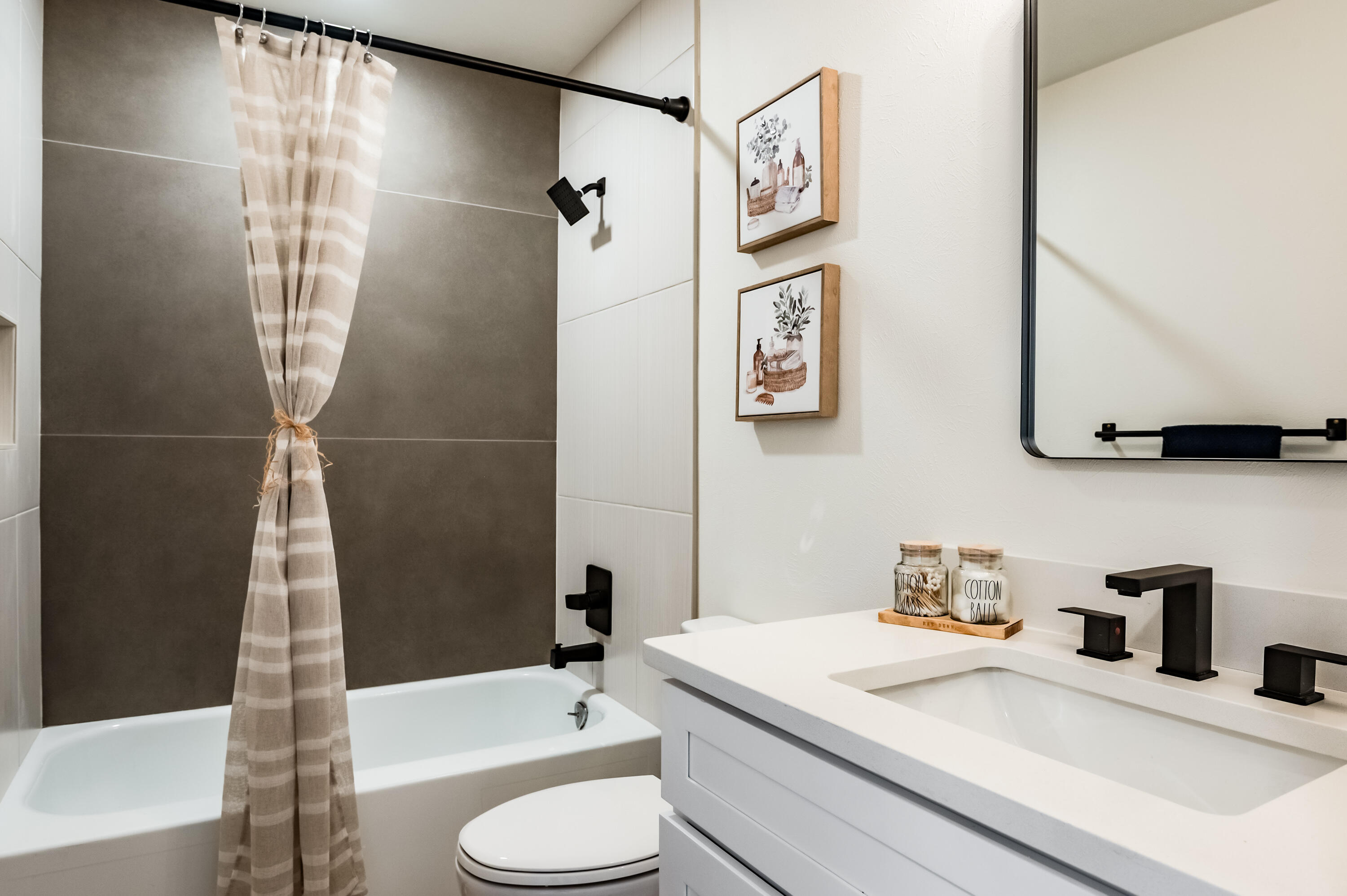 12008 MORROW Avenue NE