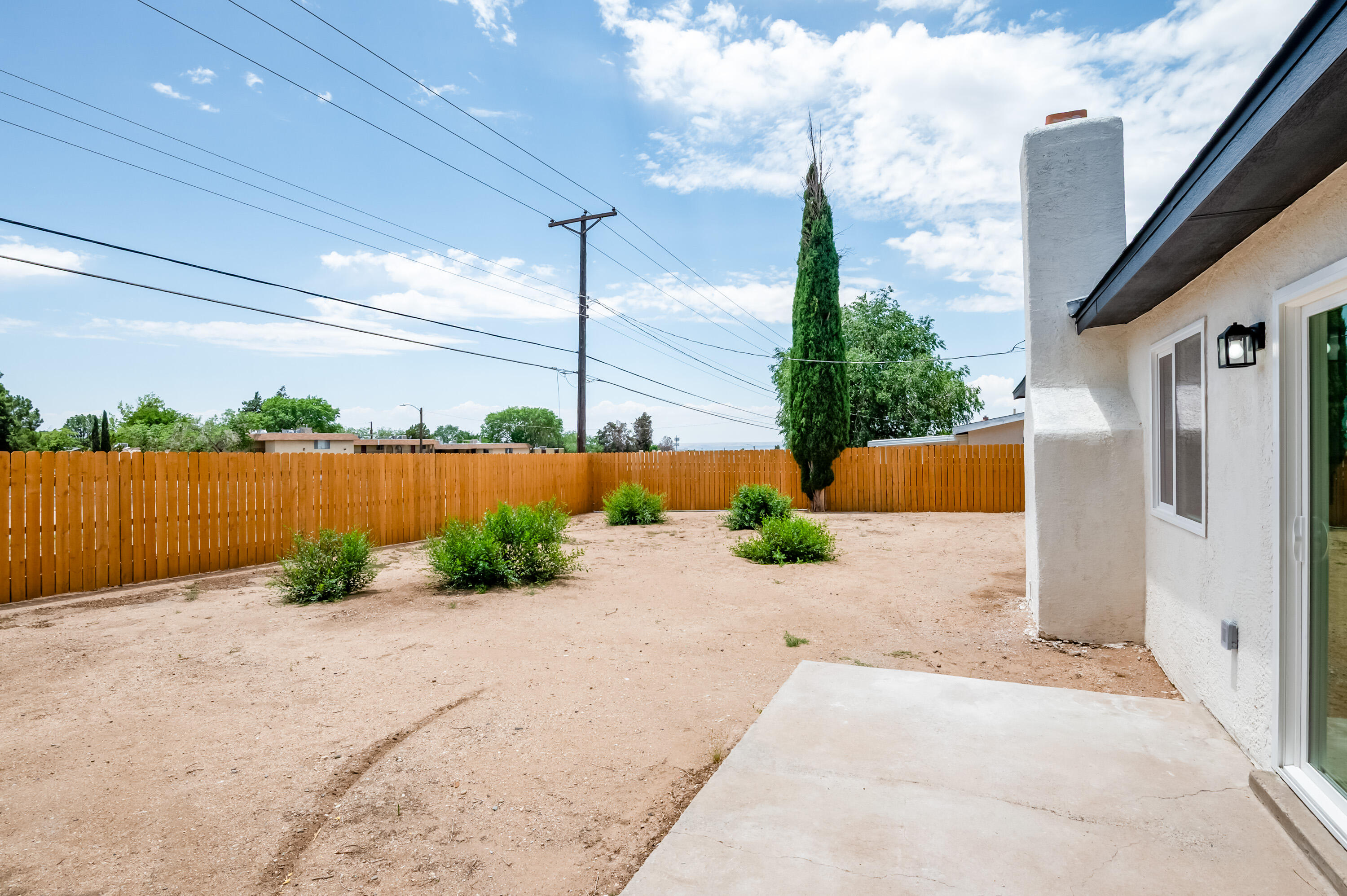 12008 MORROW Avenue NE