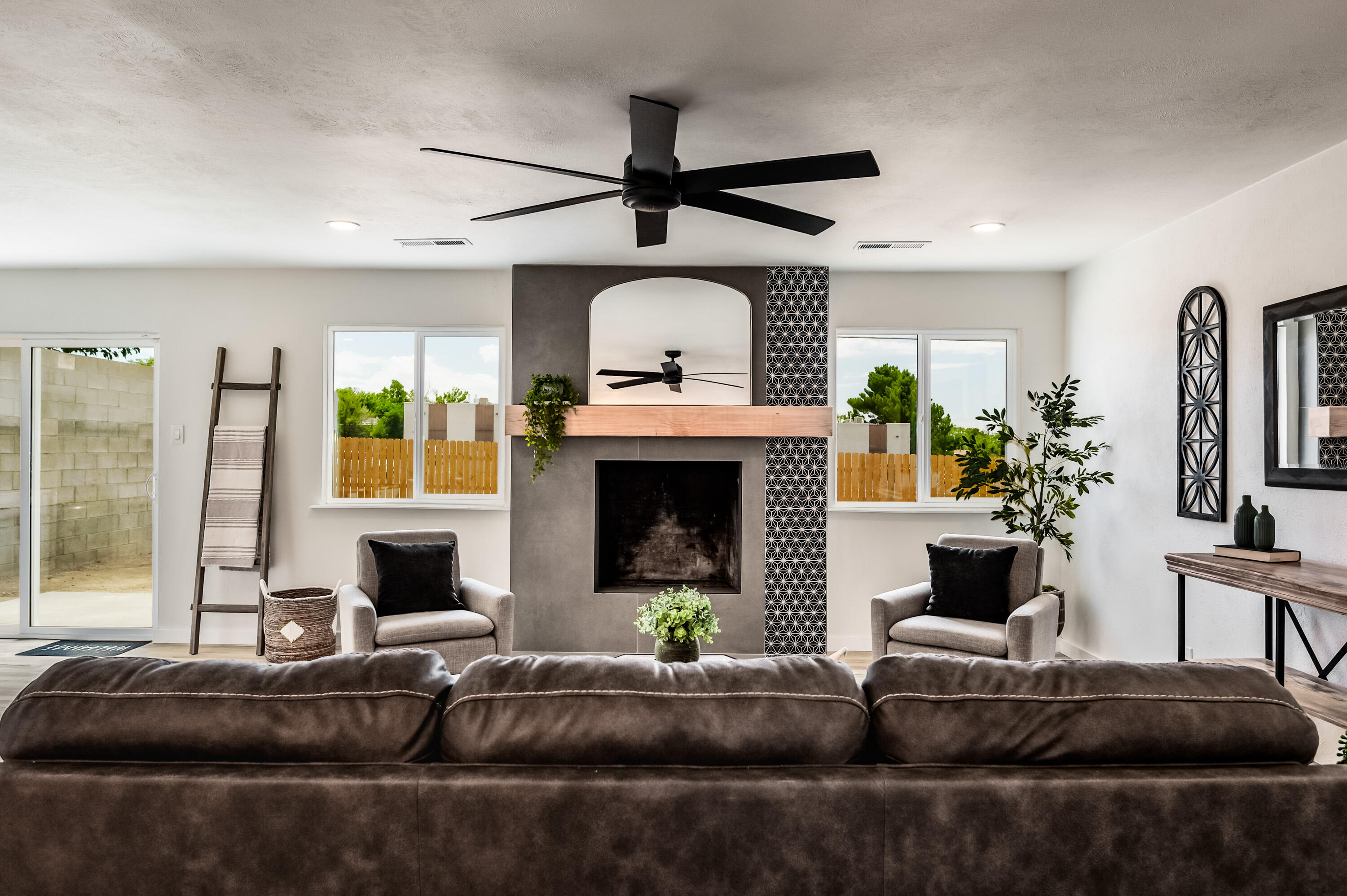 12008 MORROW Avenue NE