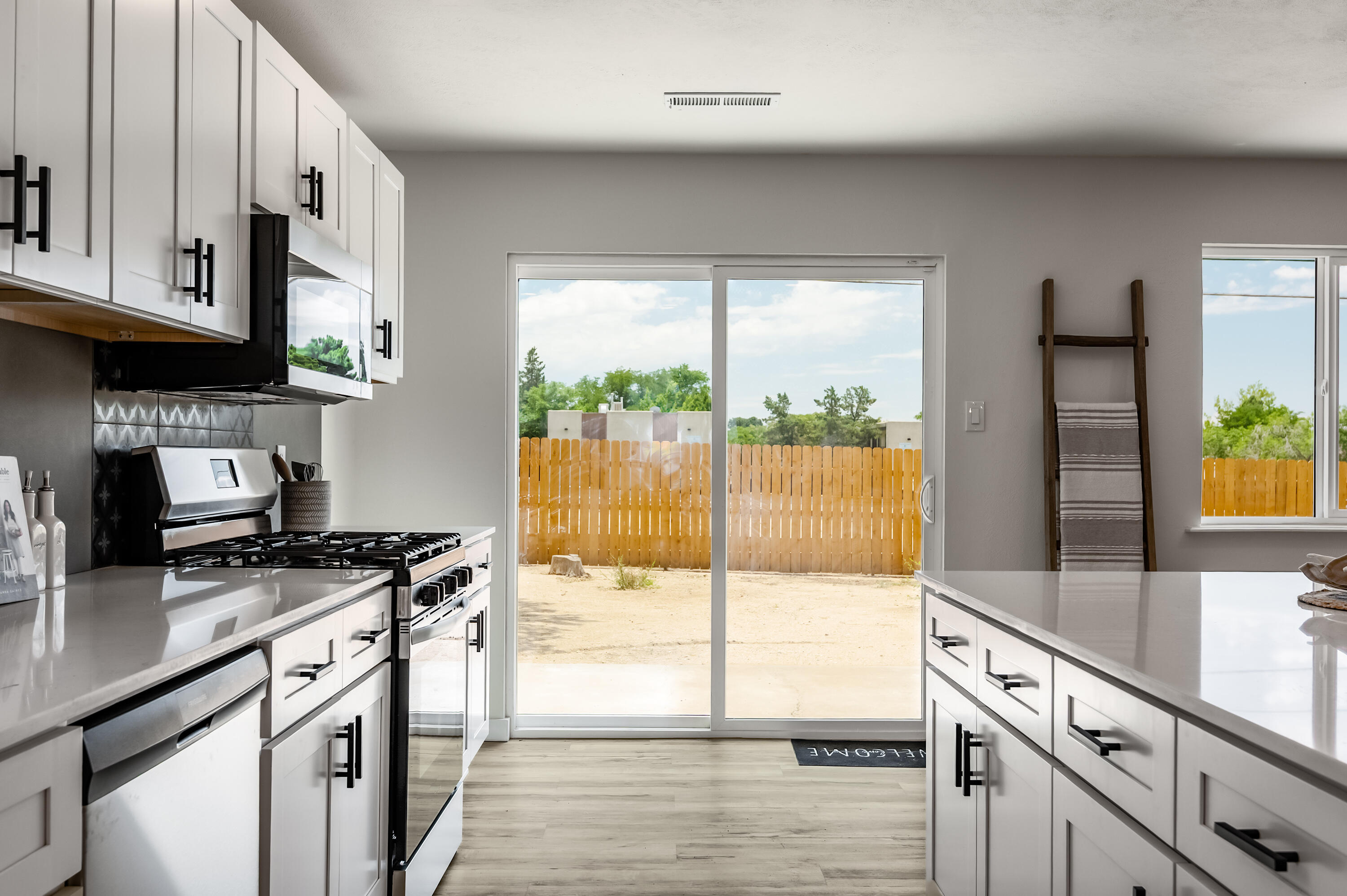 12008 MORROW Avenue NE