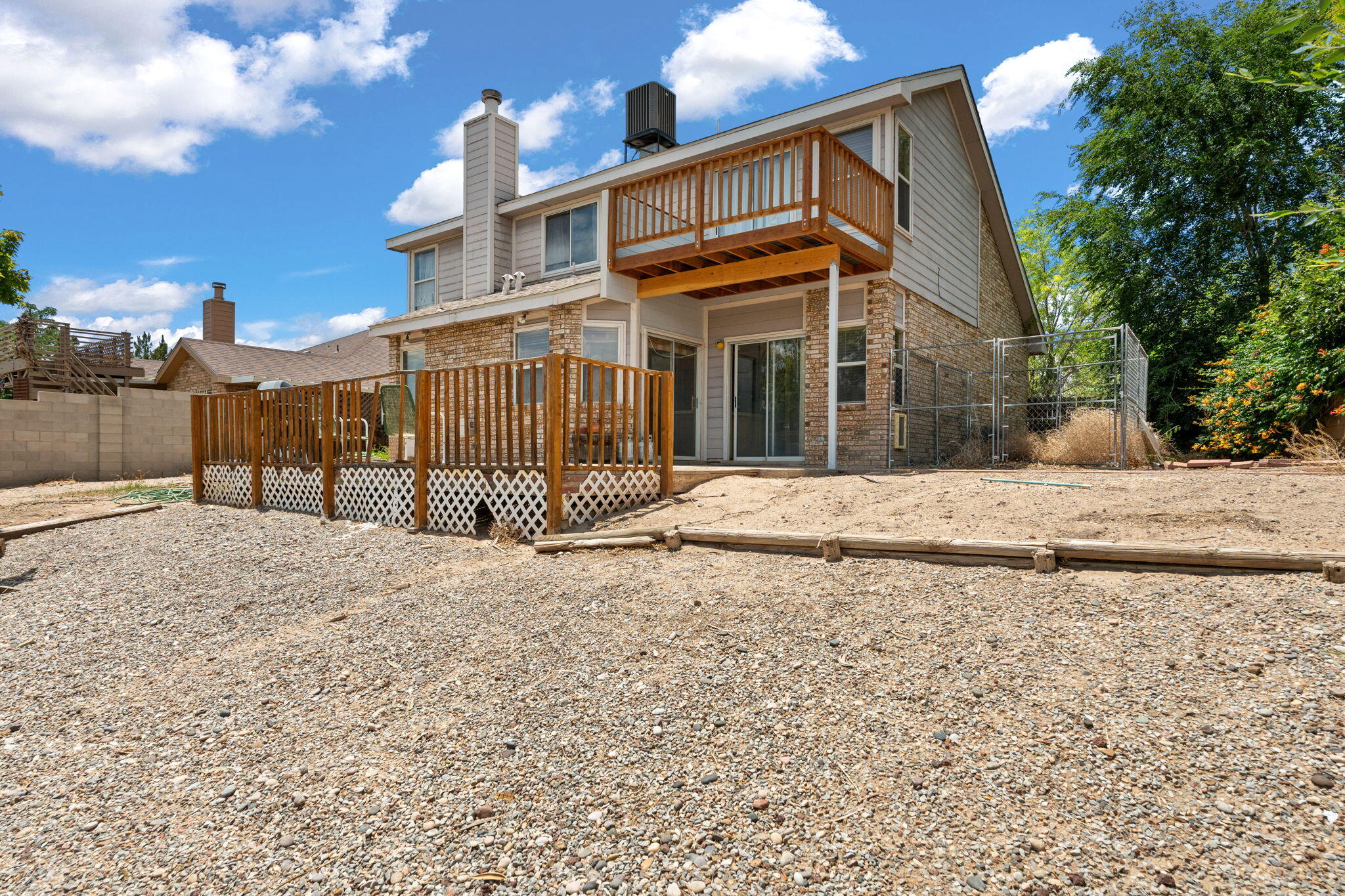 7104 SUNROSE Drive NW