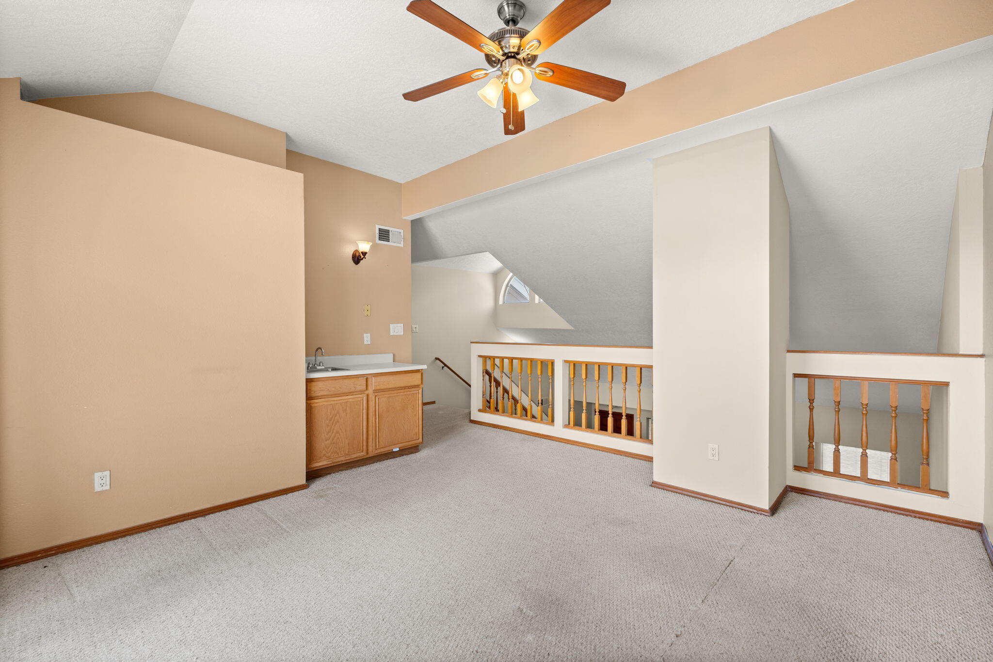 7104 SUNROSE Drive NW