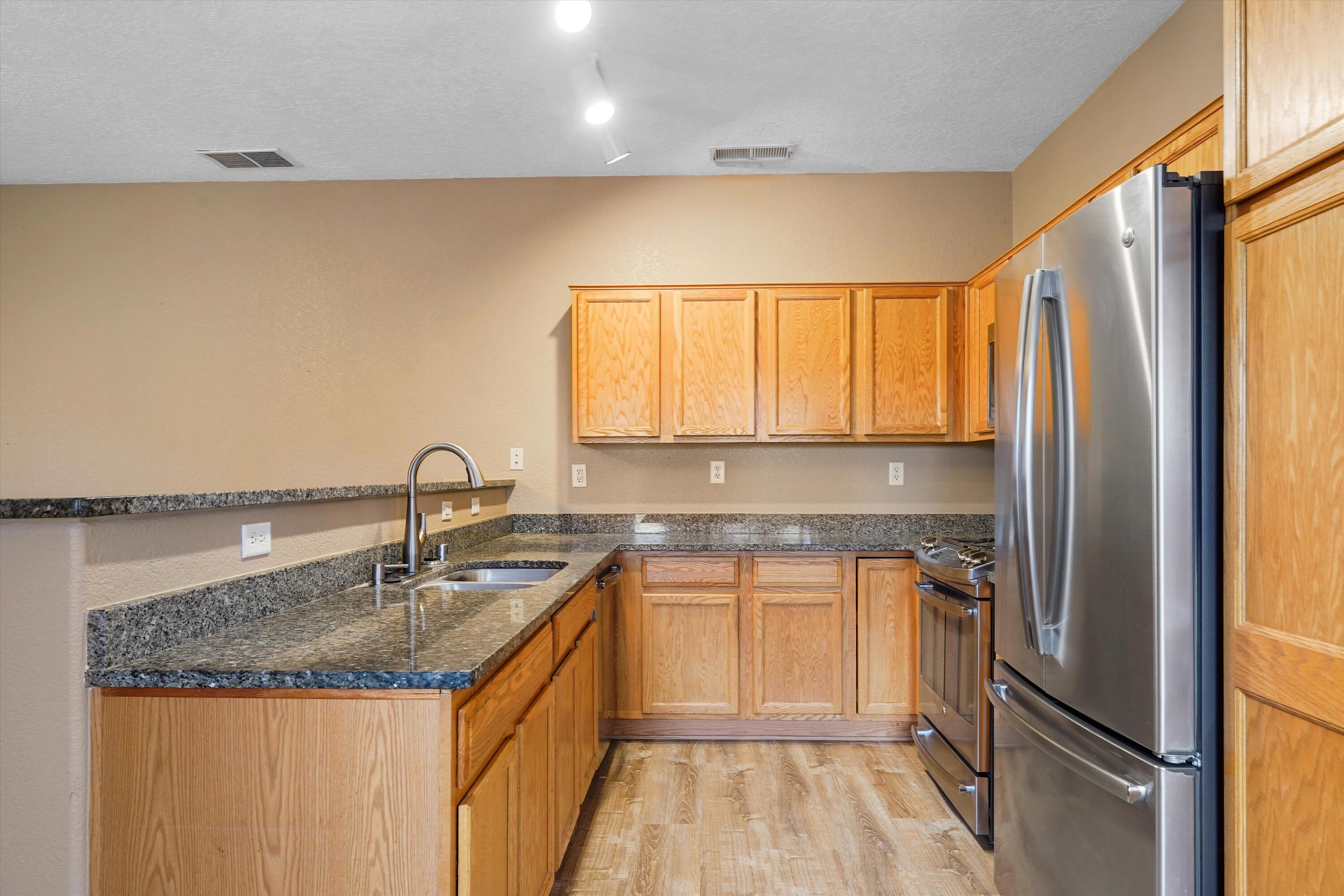 5443 RESERVE Court NE