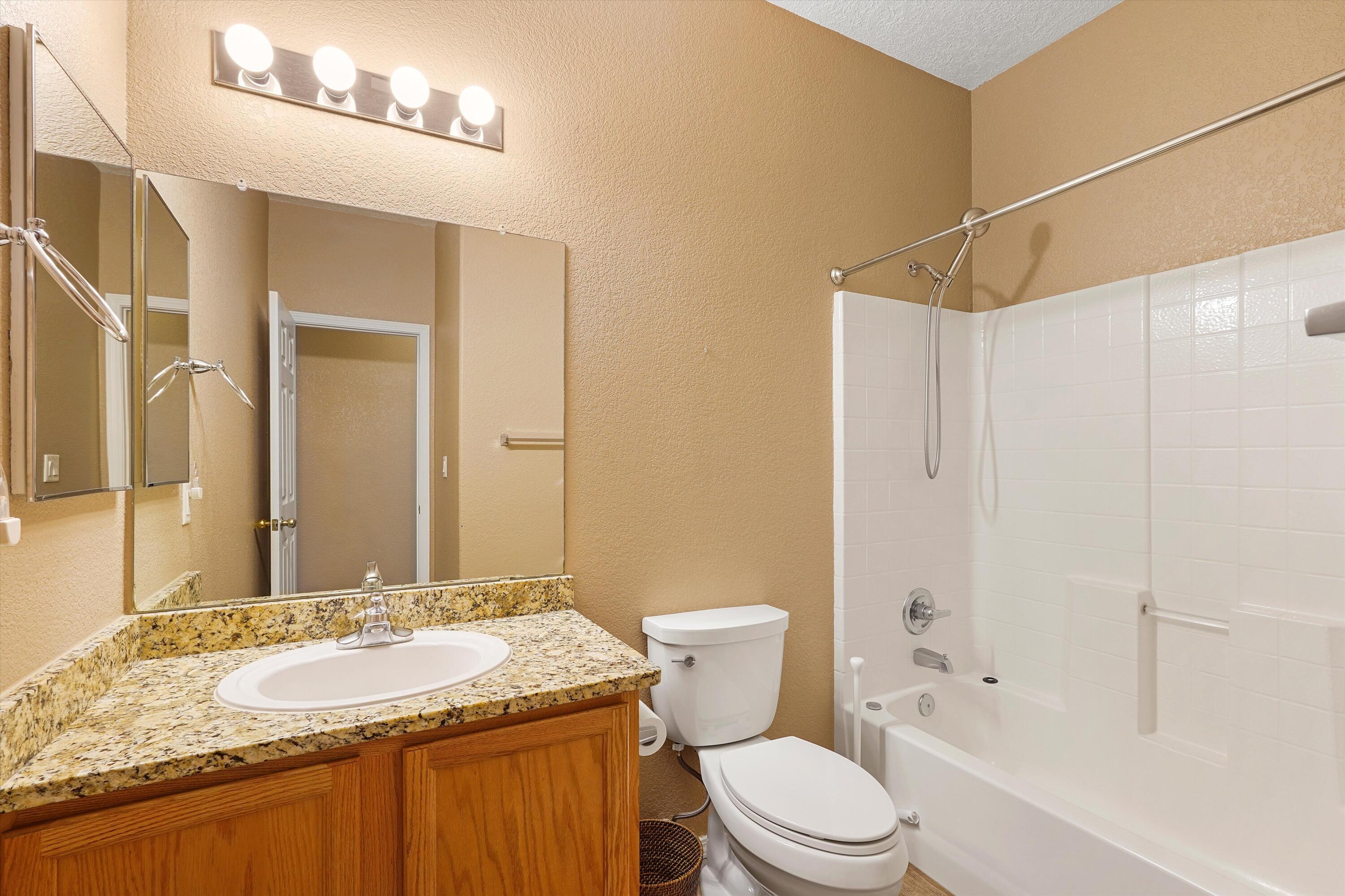 5443 RESERVE Court NE