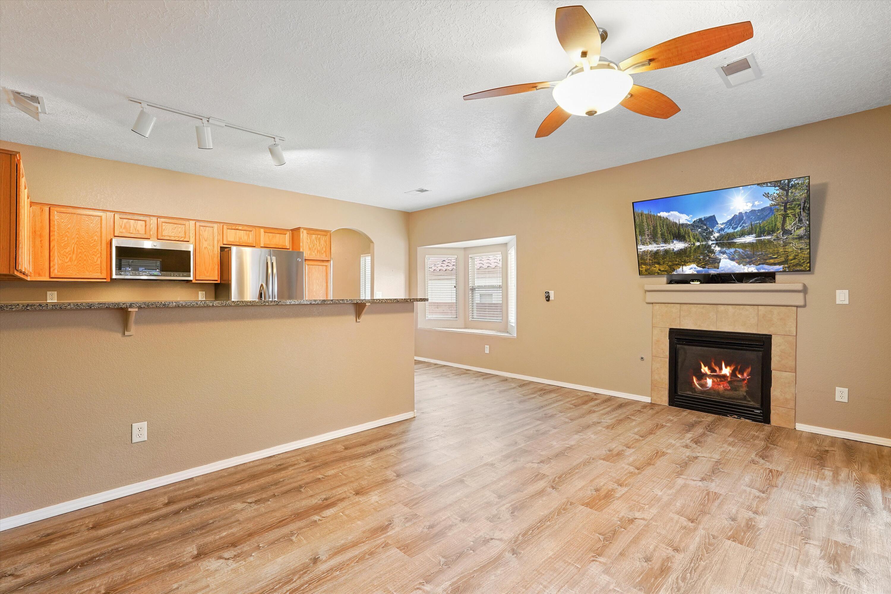 5443 RESERVE Court NE