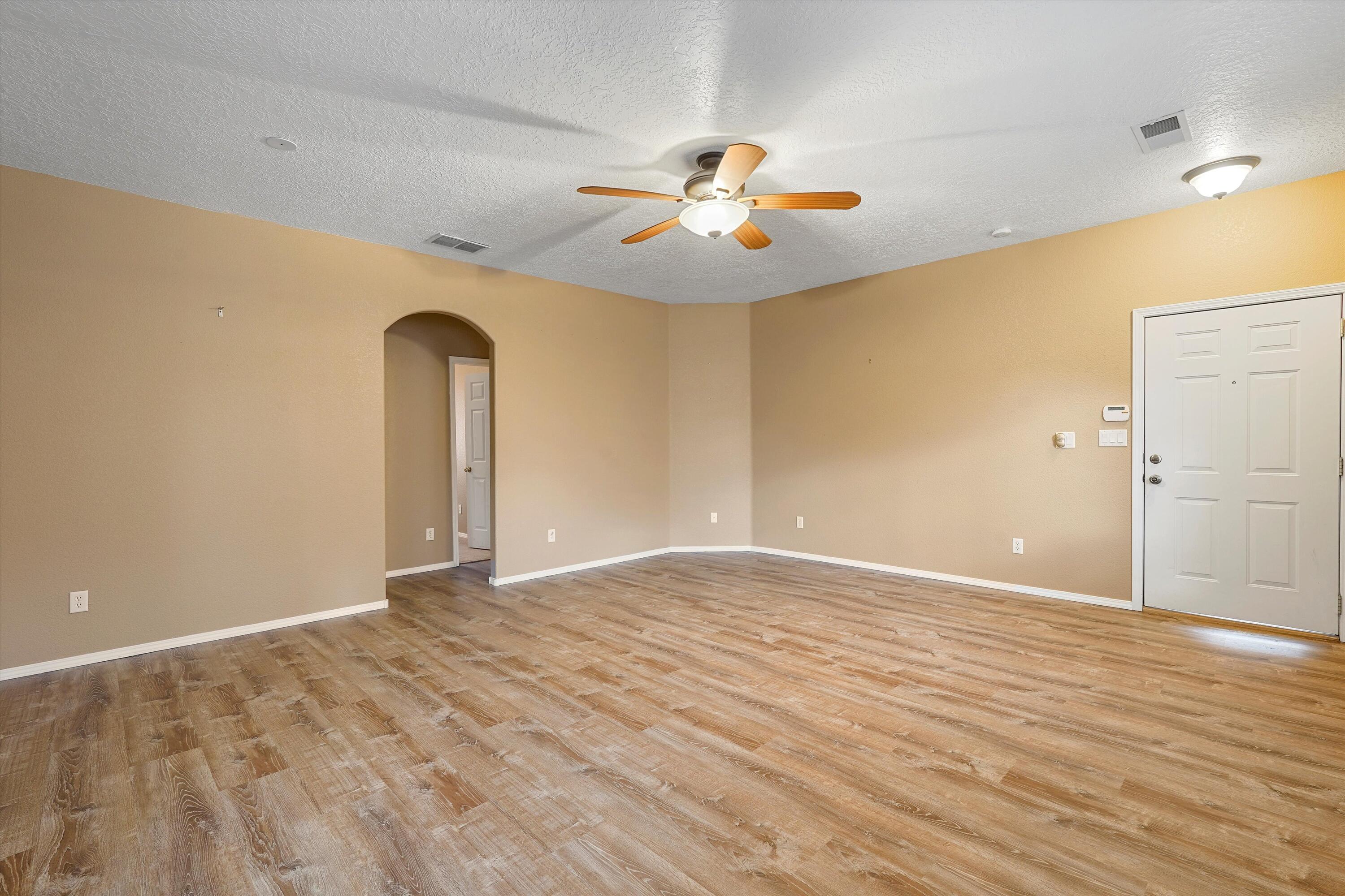 5443 RESERVE Court NE