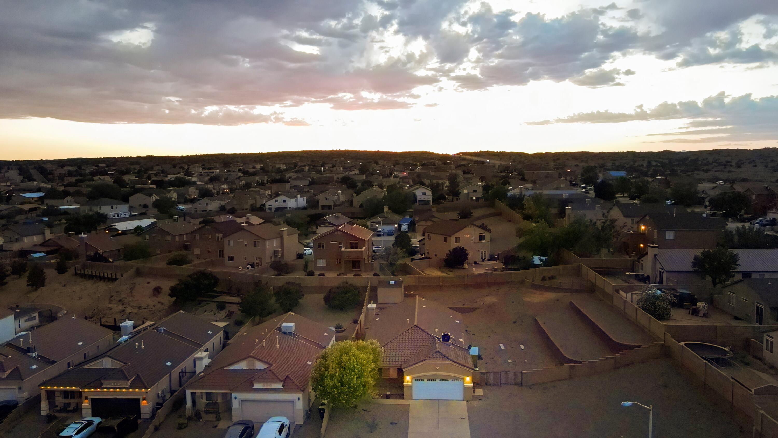 5443 RESERVE Court NE