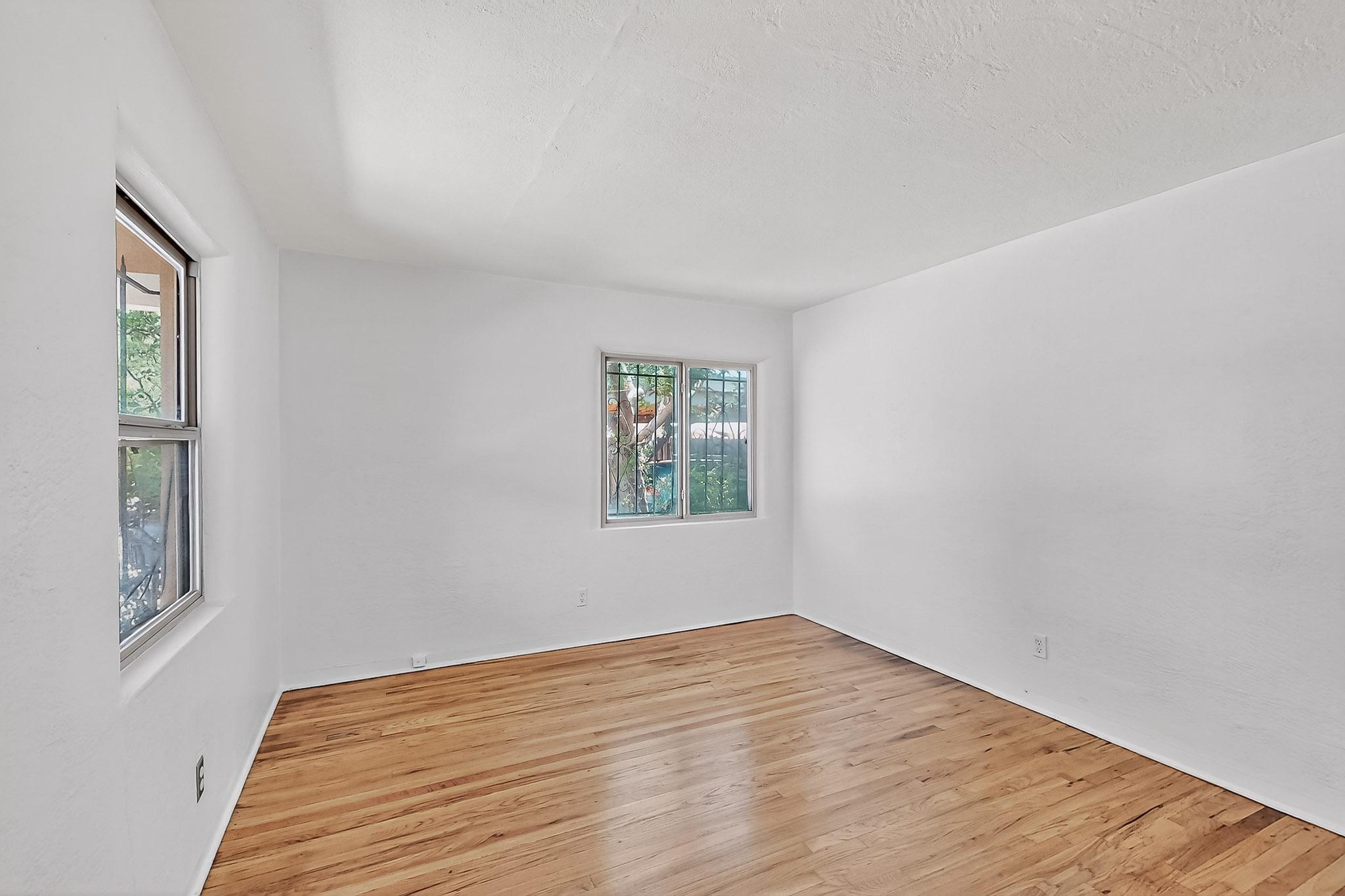 3805-3807 THAXTON Avenue SE