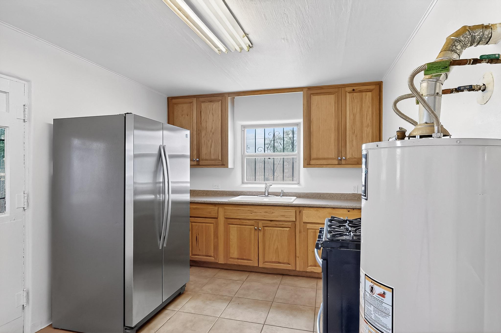 3805-3807 THAXTON Avenue SE