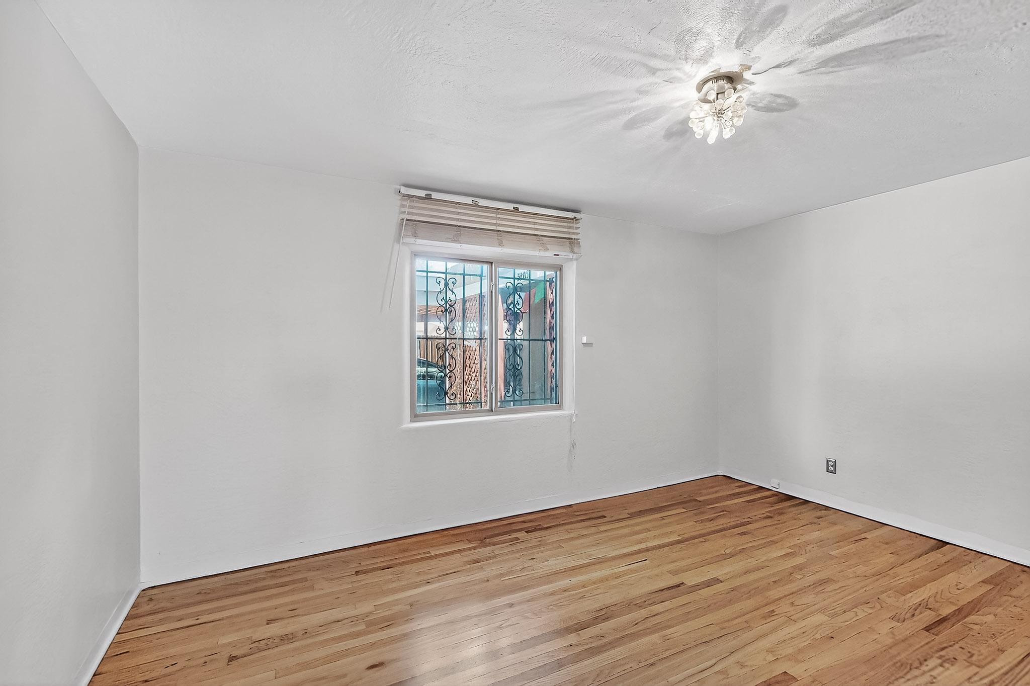 3805-3807 THAXTON Avenue SE