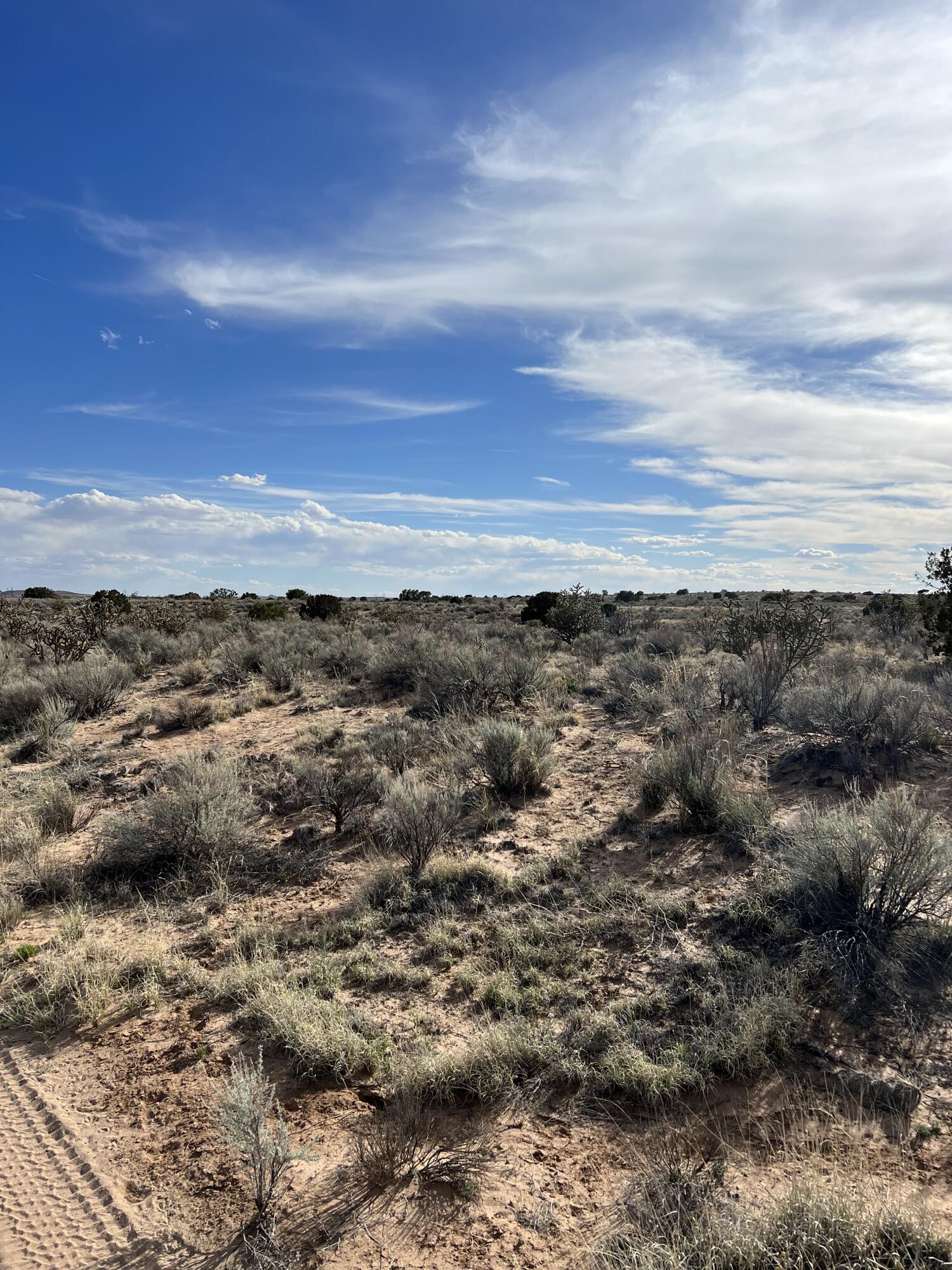 5023 Villanelle Road NE