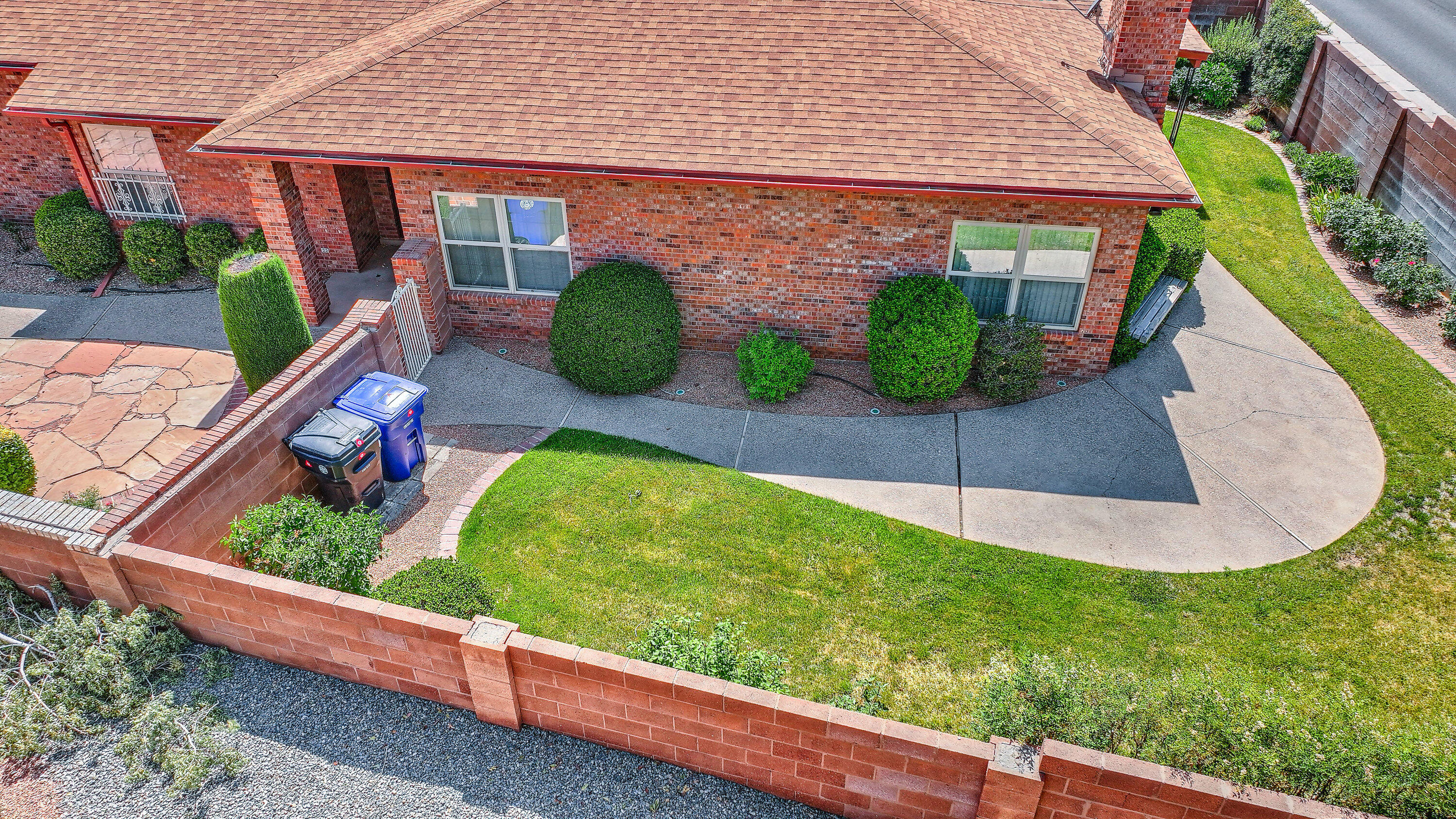 9339 ADMIRAL LOWELL Place NE