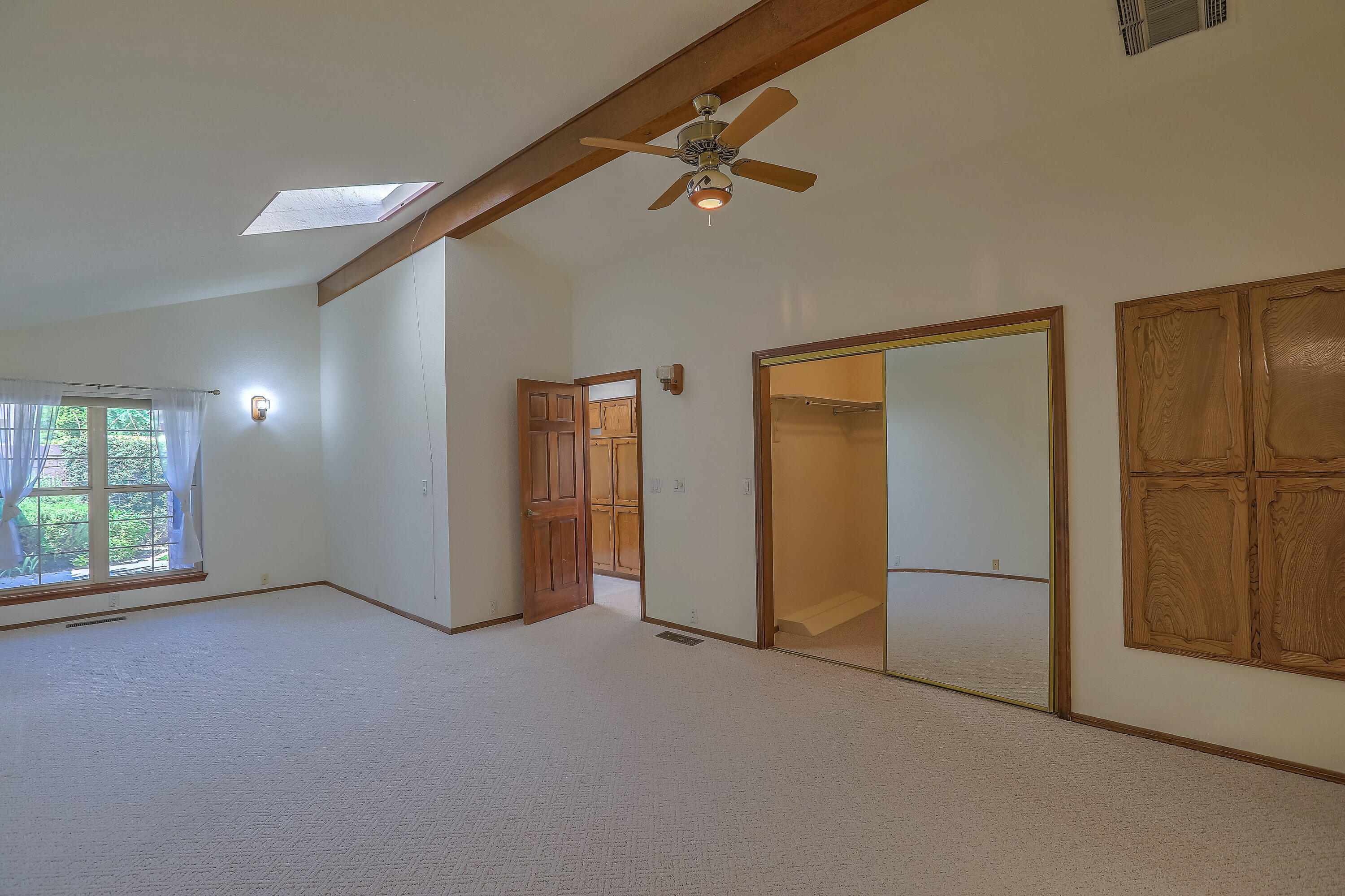 9339 ADMIRAL LOWELL Place NE