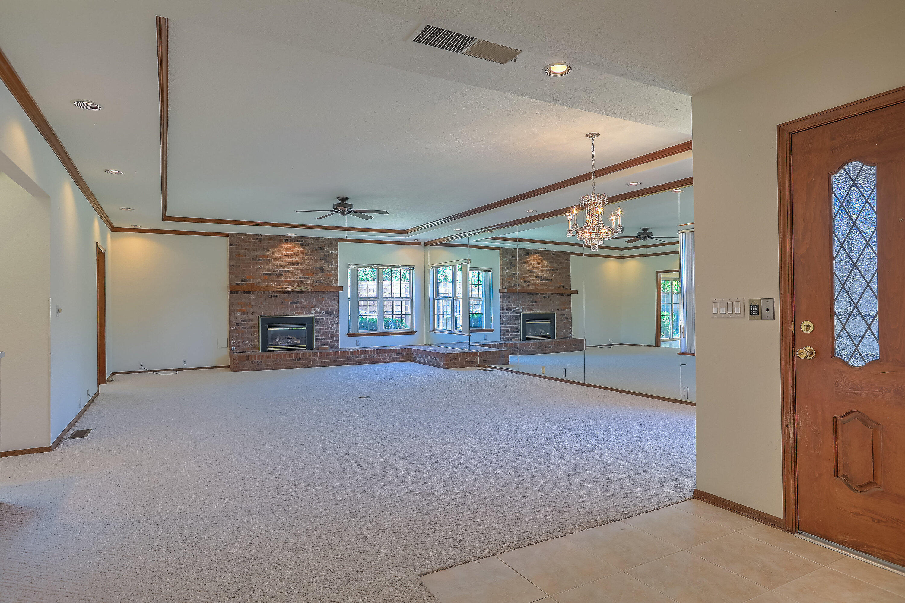 9339 ADMIRAL LOWELL Place NE