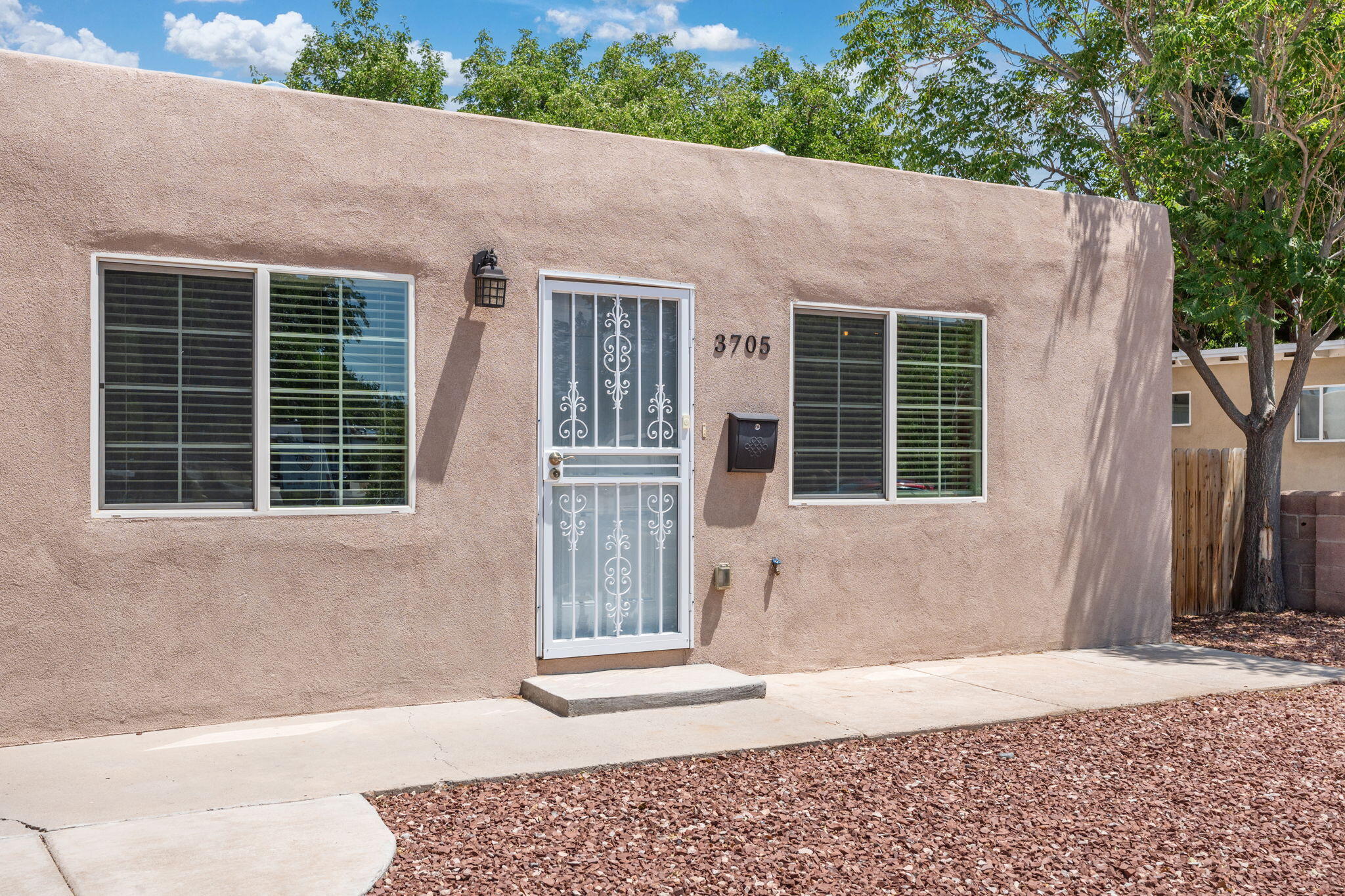 3705 PALO DURO Avenue NE