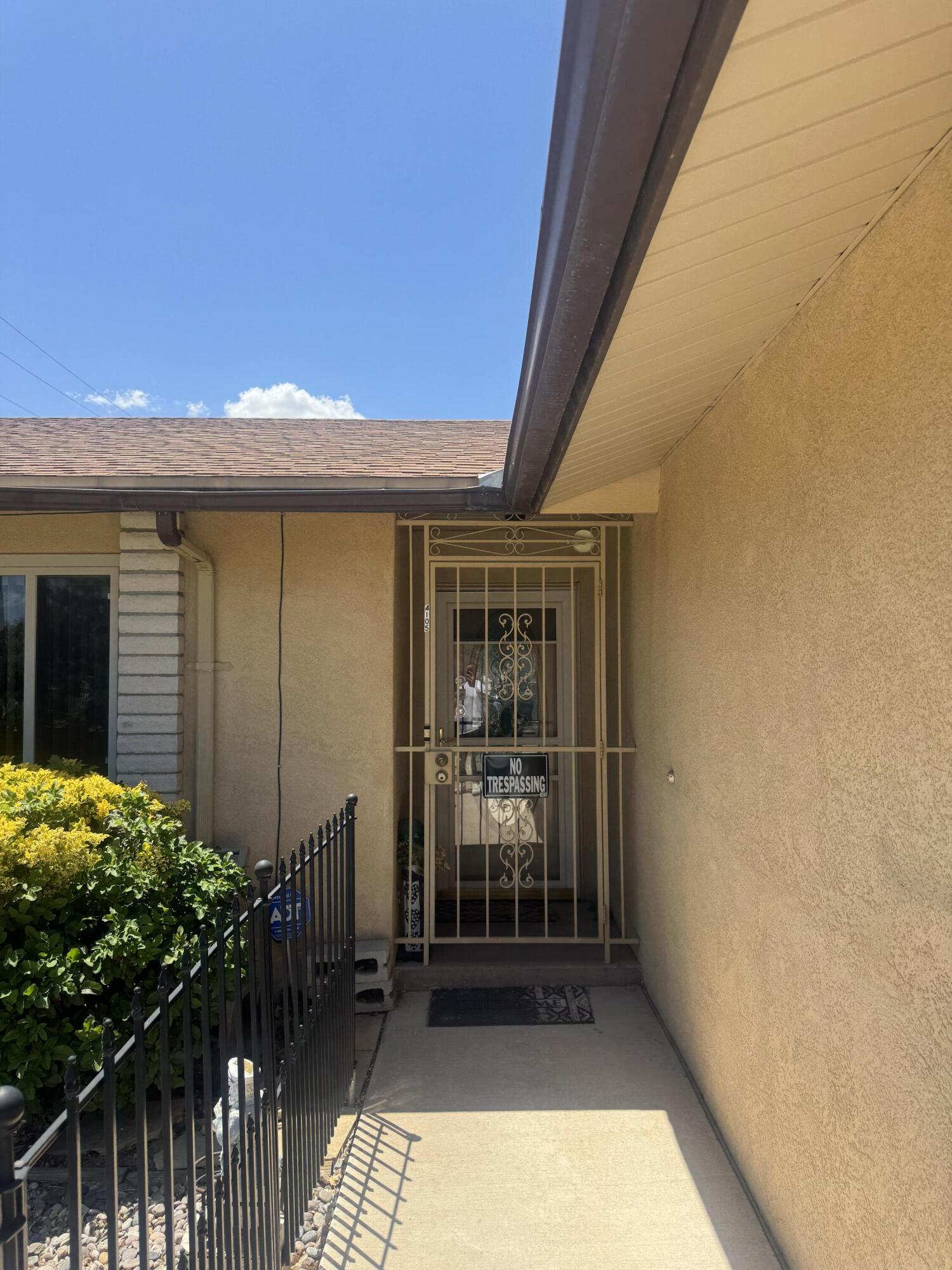 4105 CHAMA Street NE