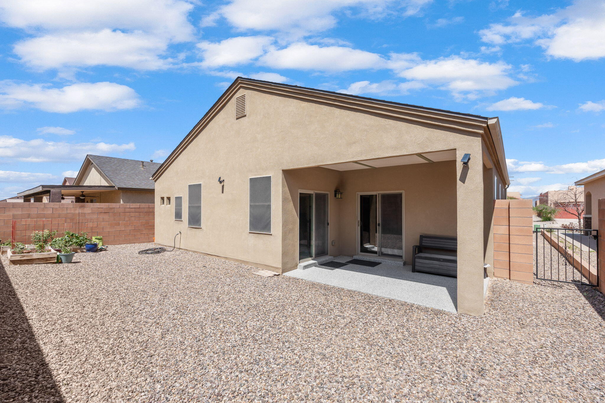 1717 CHISHOLM Trail NE