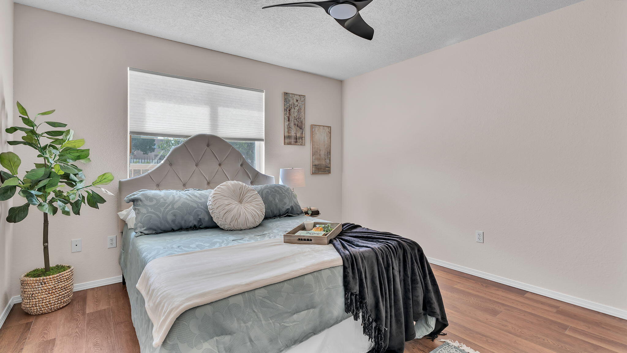 4701 MORRIS Street NE 402