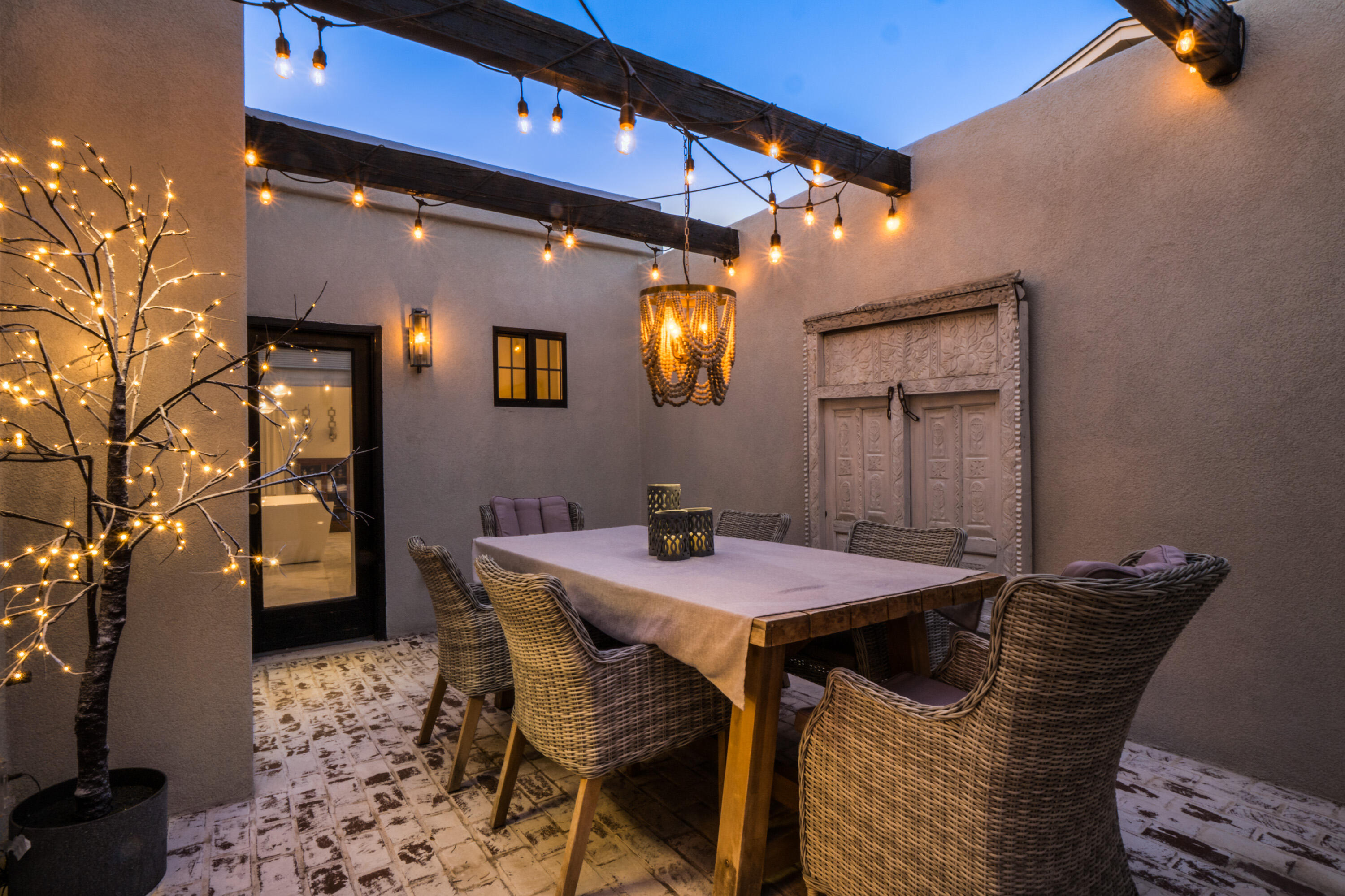 9110 WIMBLEDON Drive NE