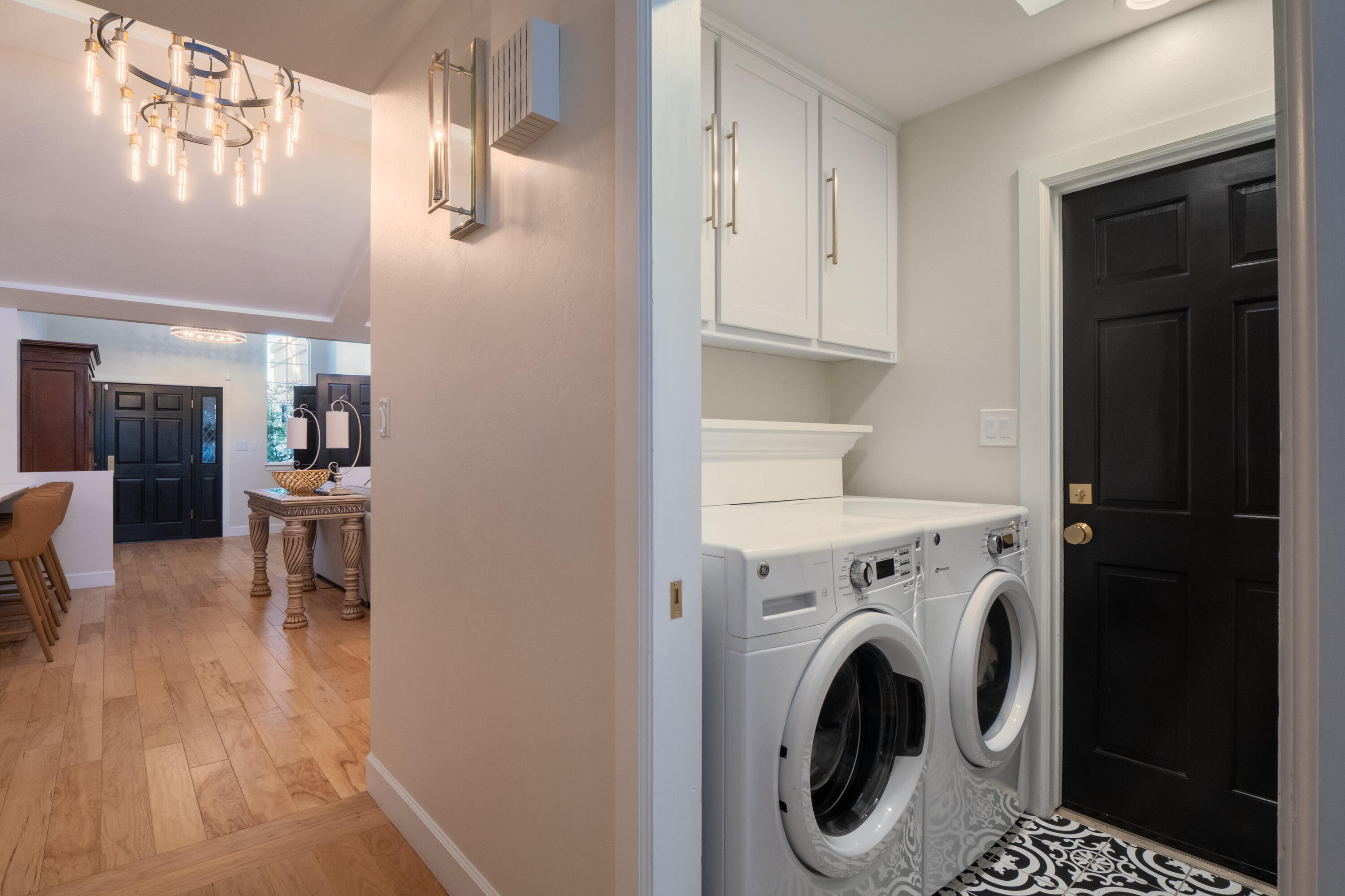 9110 WIMBLEDON Drive NE