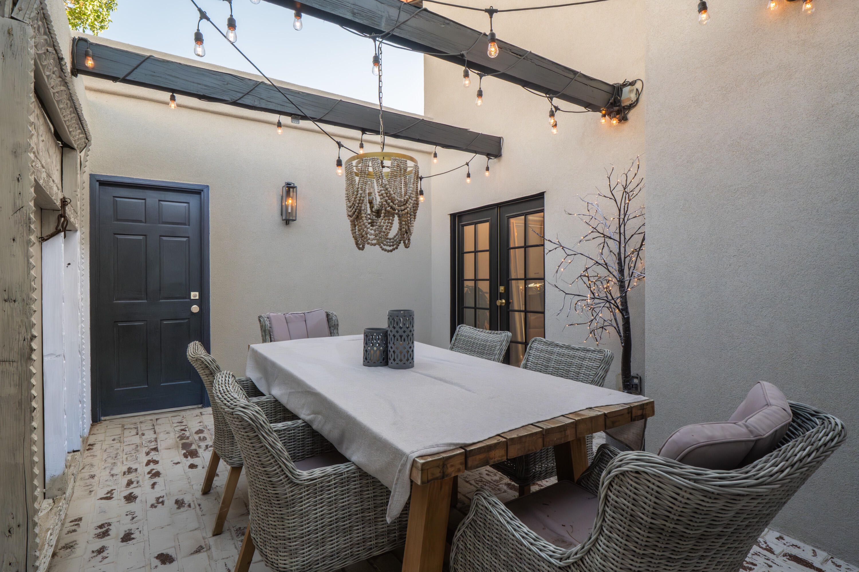 9110 WIMBLEDON Drive NE