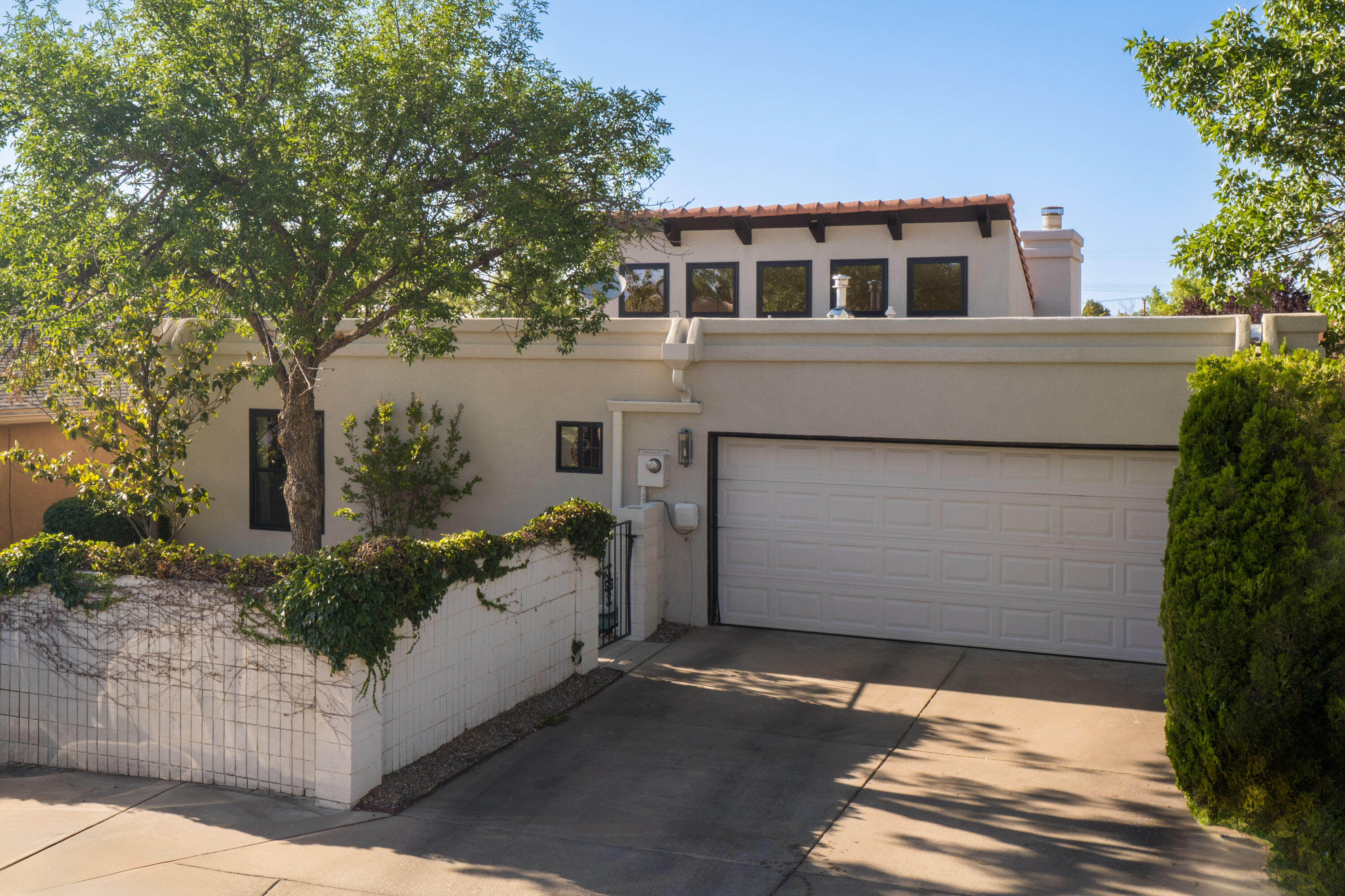 9110 WIMBLEDON Drive NE