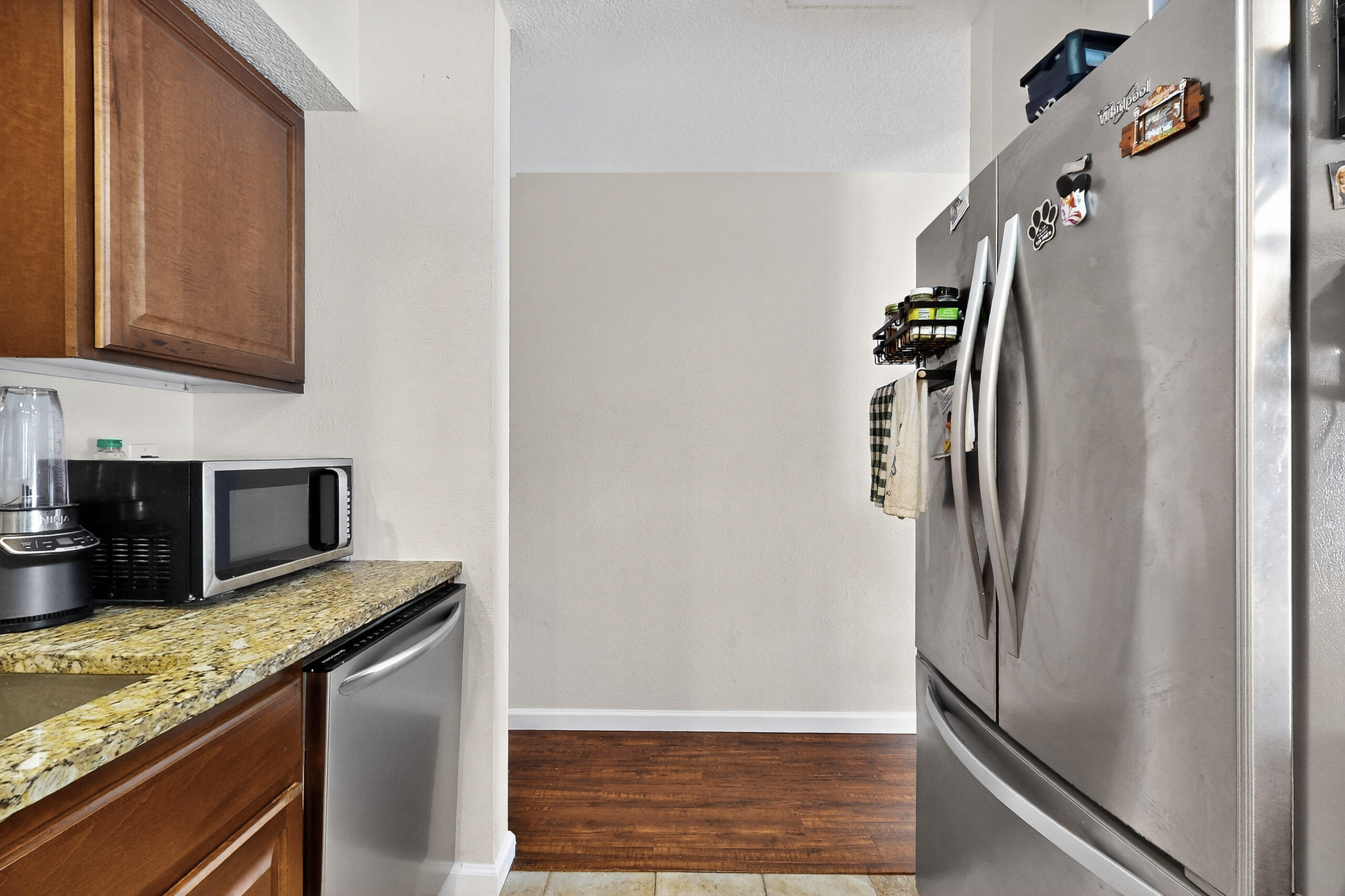 9010 Hendrix Road NE