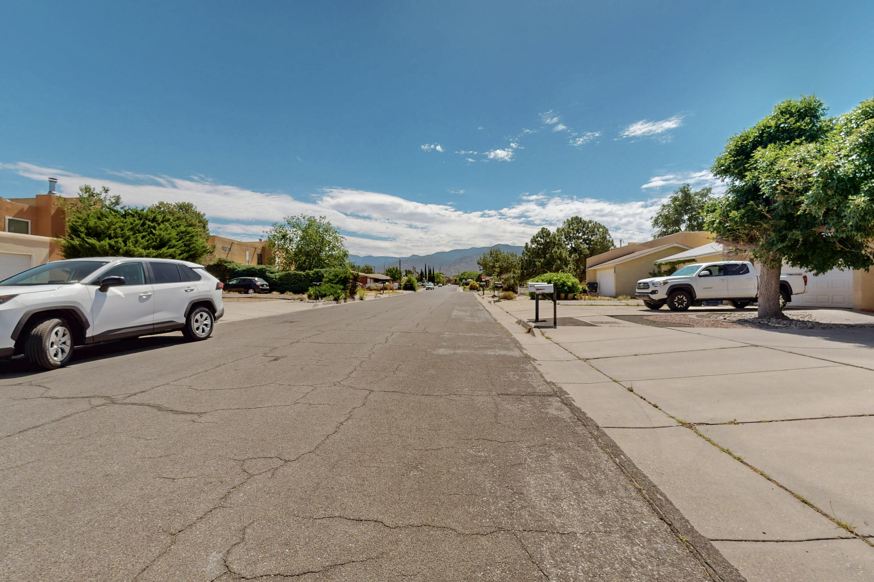 9010 Hendrix Road NE