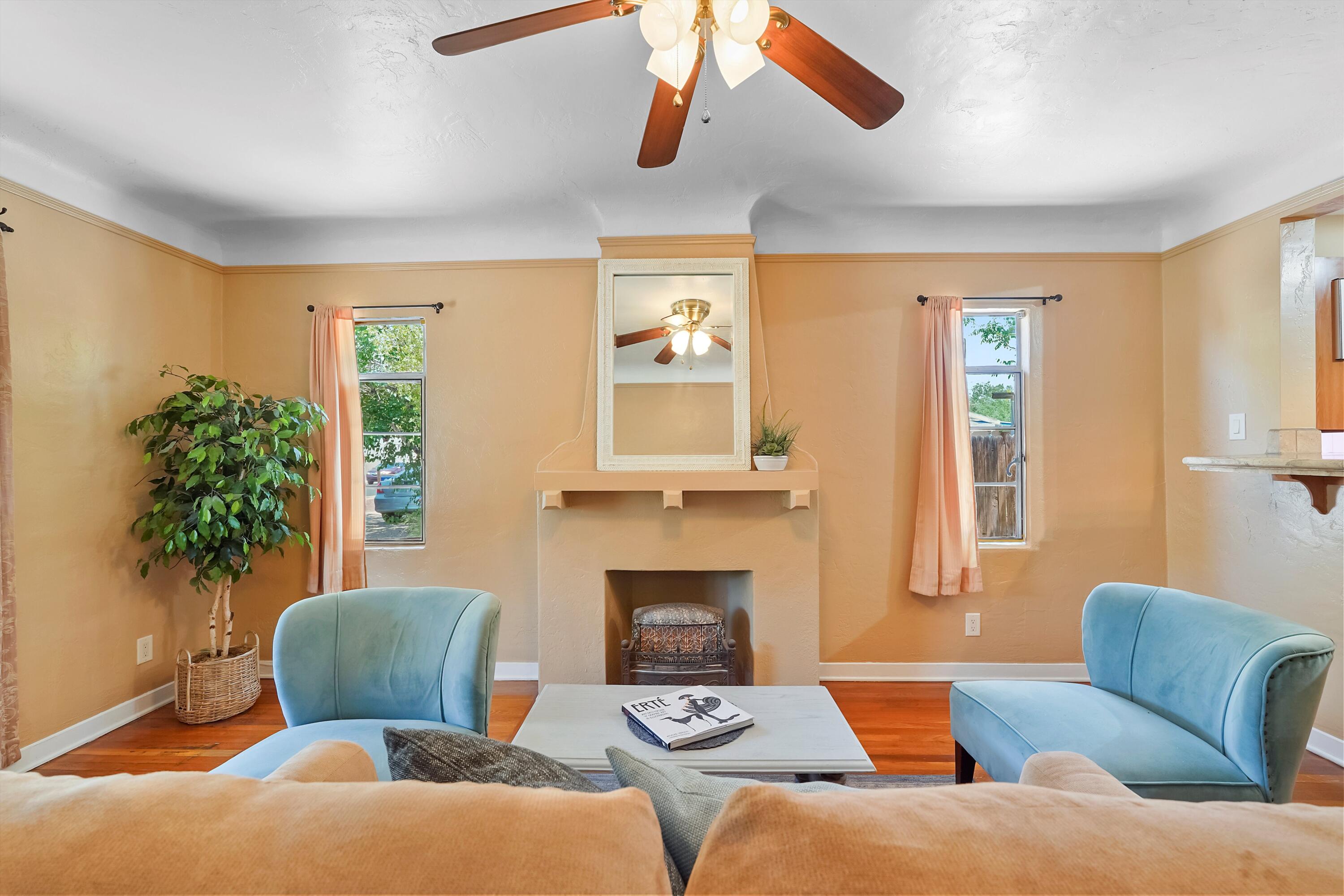 520 CARLISLE Boulevard NE