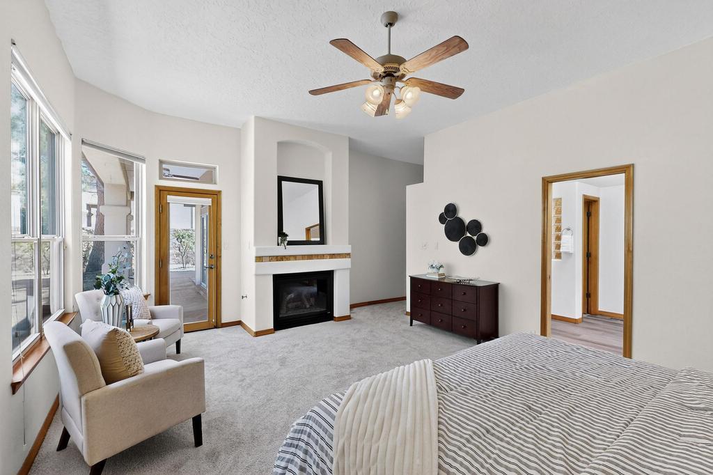 13100 DESERT MOON Place NE