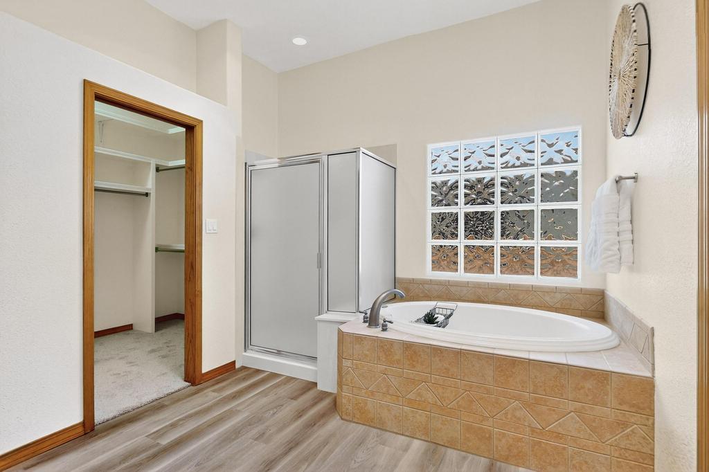 13100 DESERT MOON Place NE