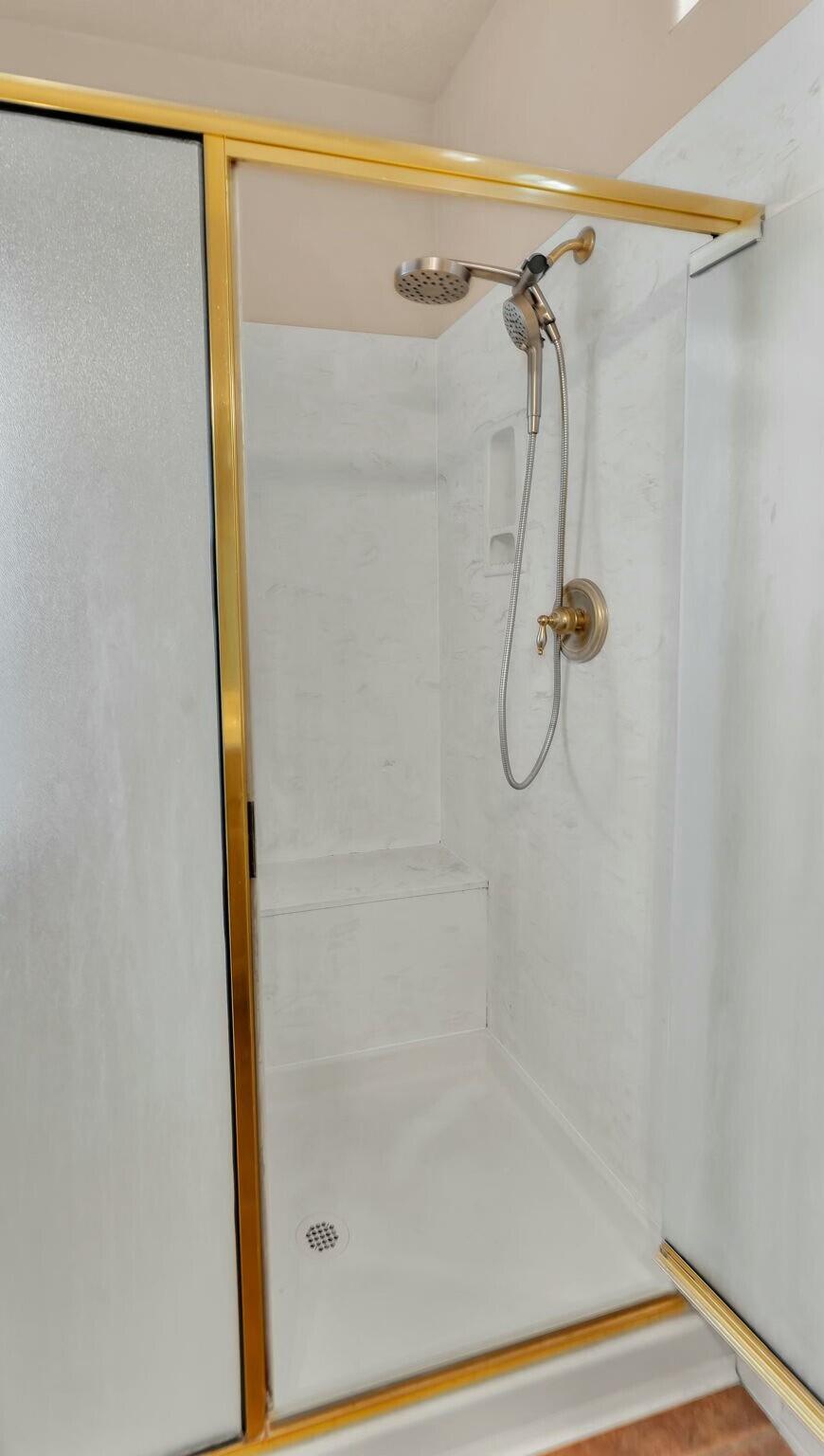 4409 SUMMER HILL Lane NW