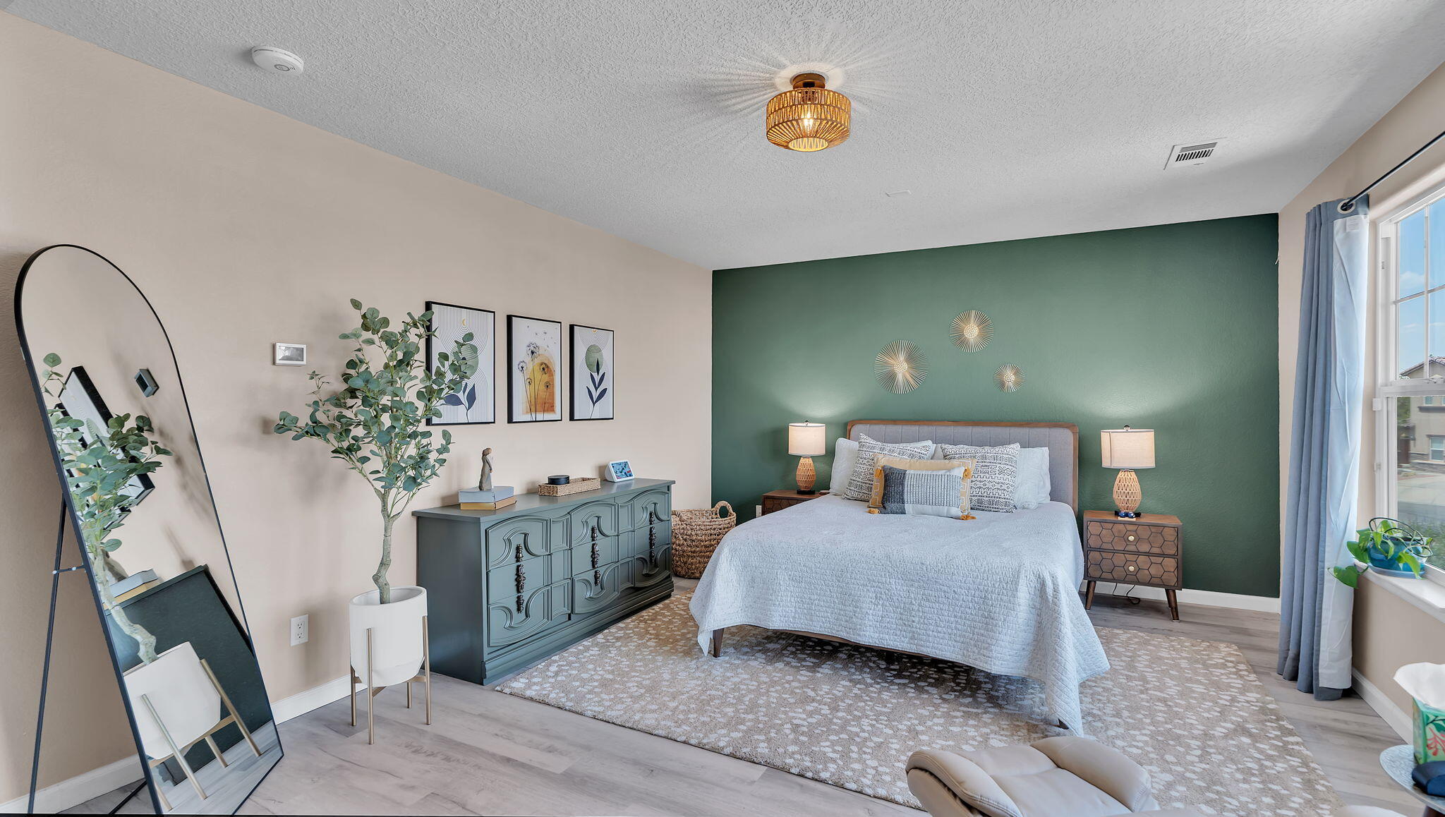 409 VISTA ROJA Place