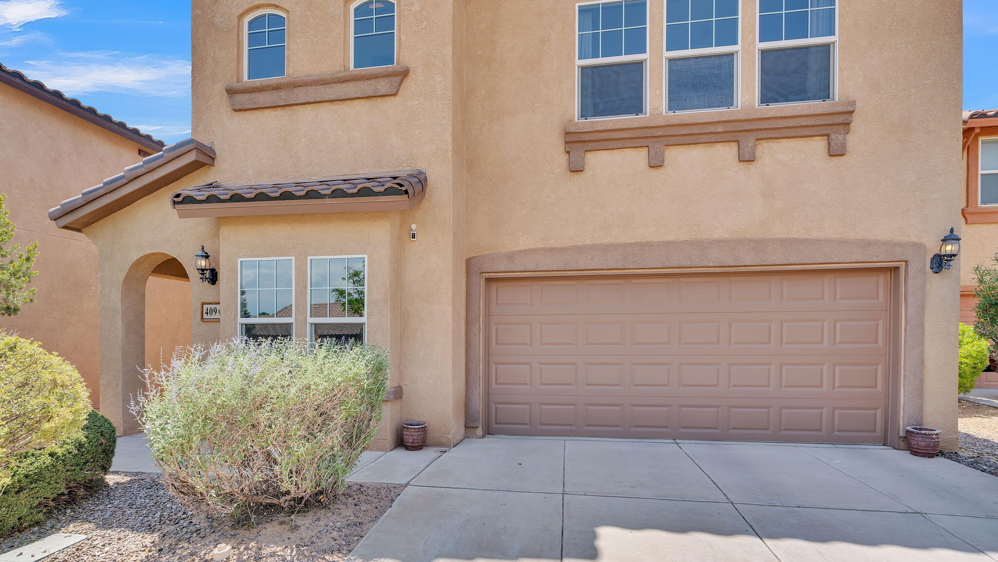 409 VISTA ROJA Place