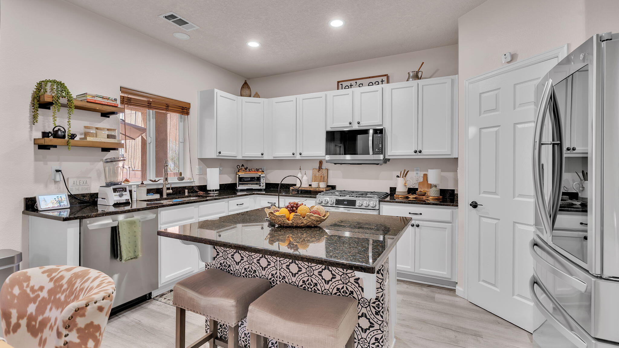 409 VISTA ROJA Place