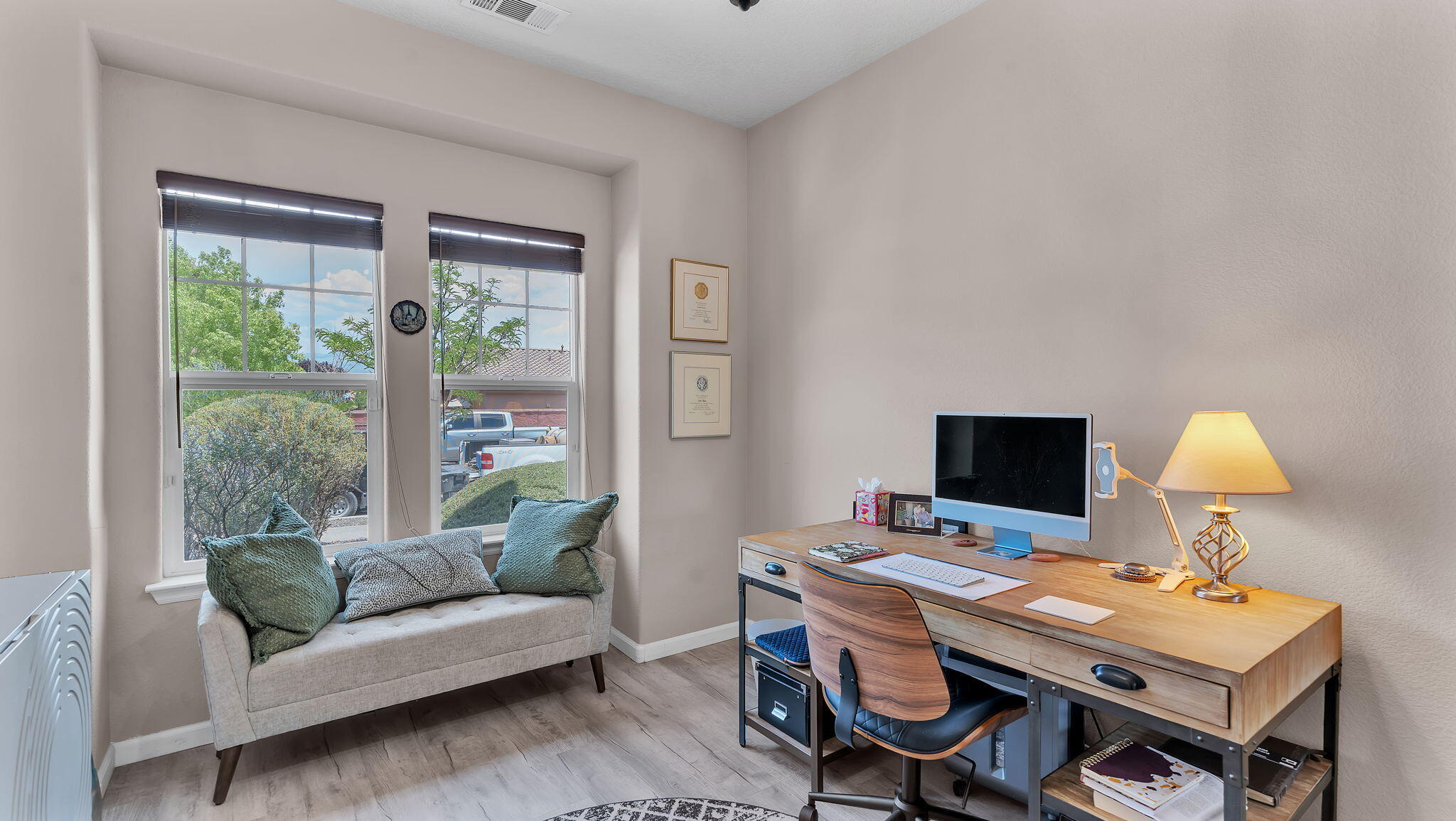 409 VISTA ROJA Place