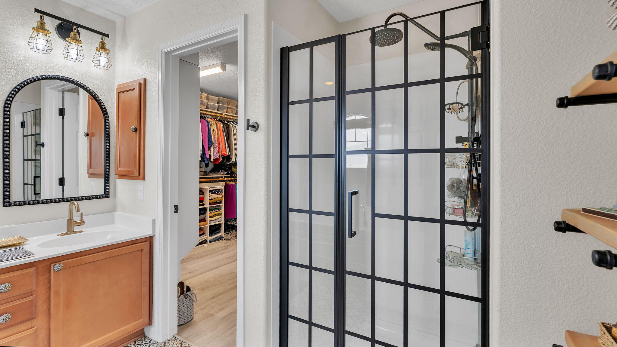 409 VISTA ROJA Place