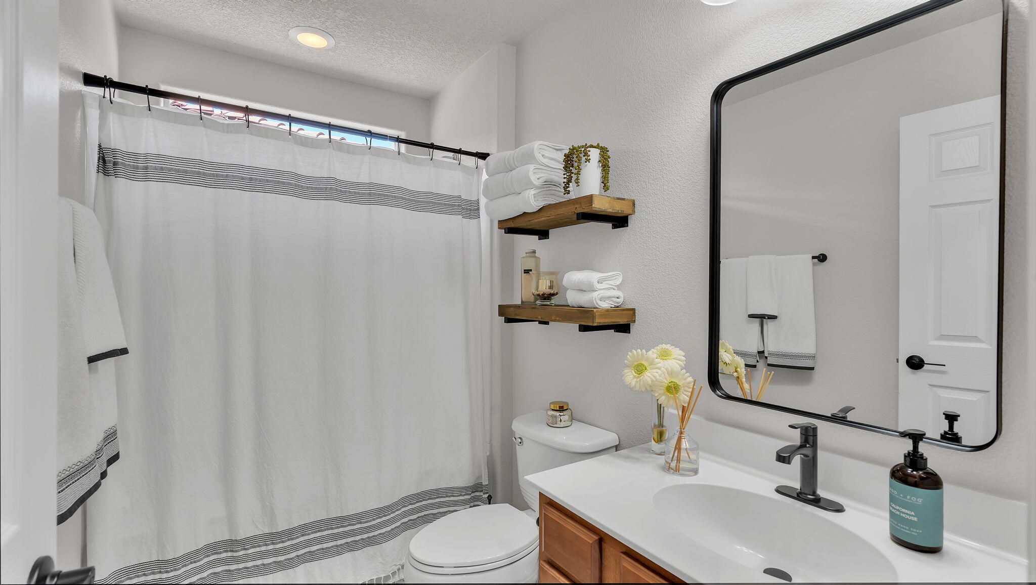 409 VISTA ROJA Place