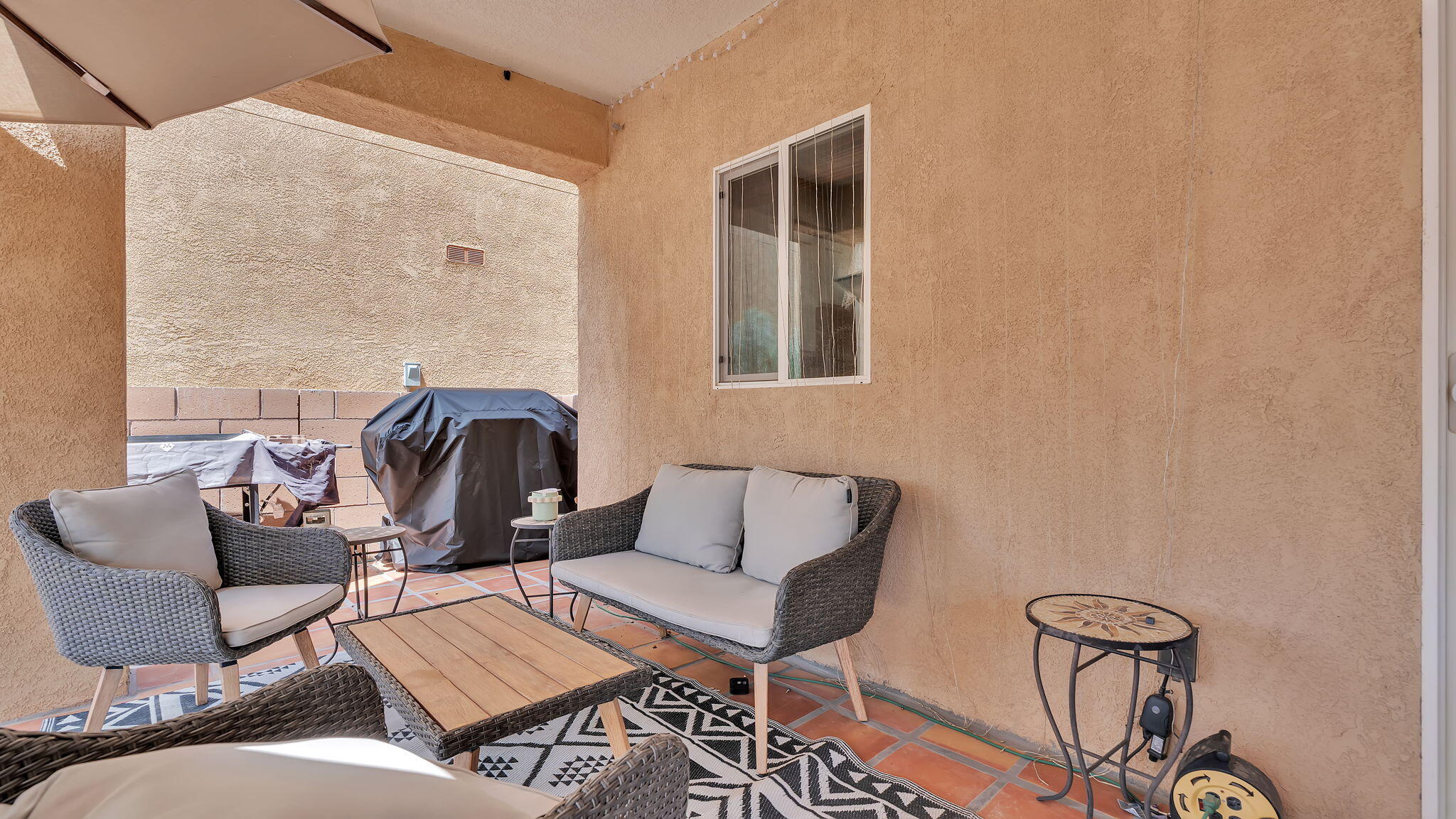 409 VISTA ROJA Place