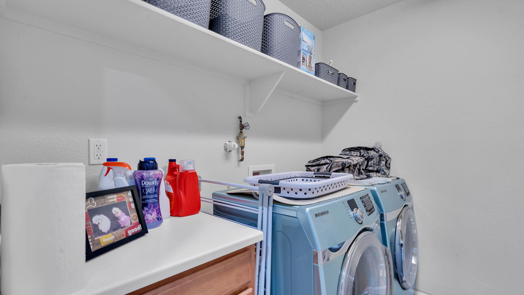 409 VISTA ROJA Place