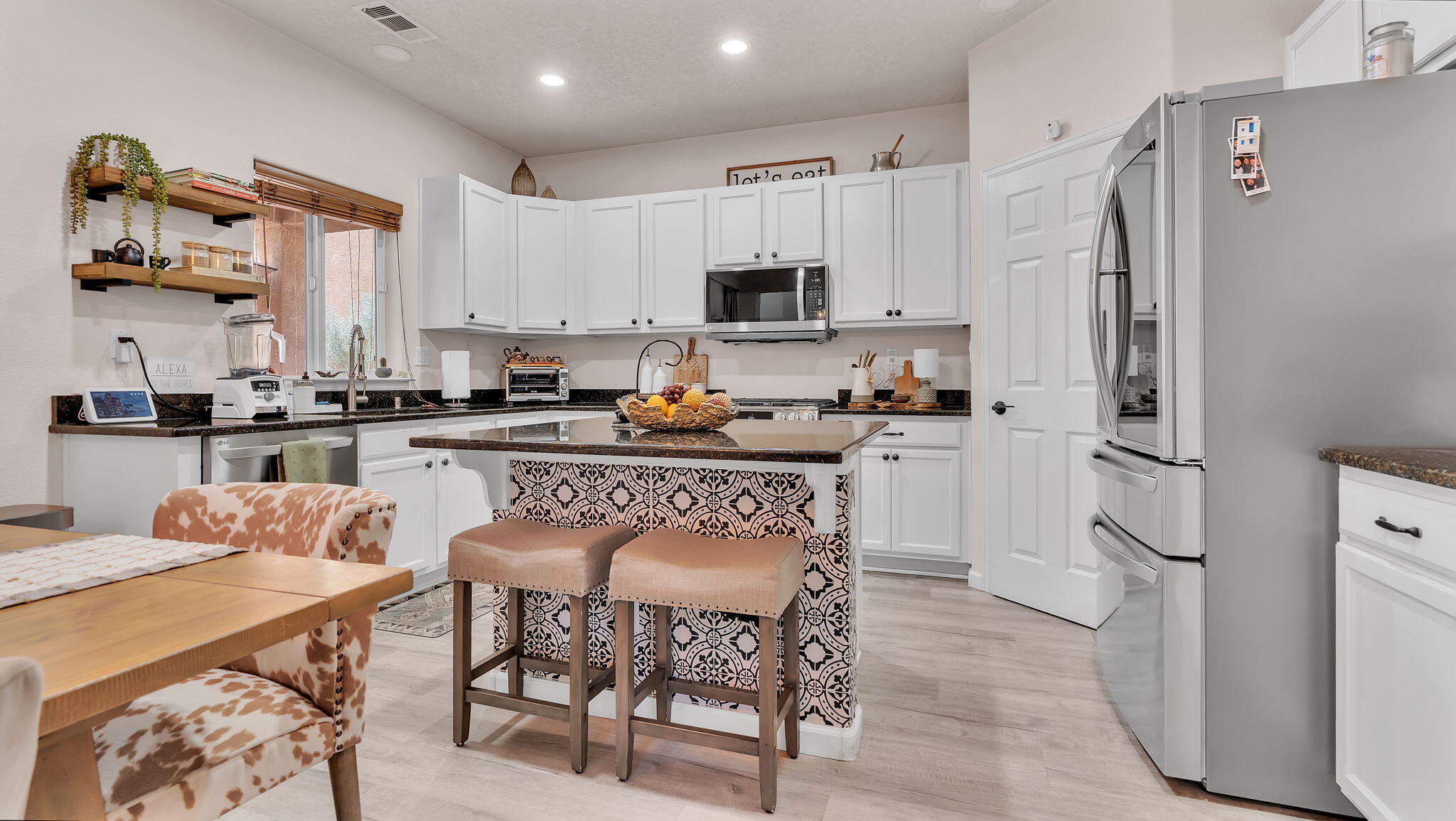 409 VISTA ROJA Place