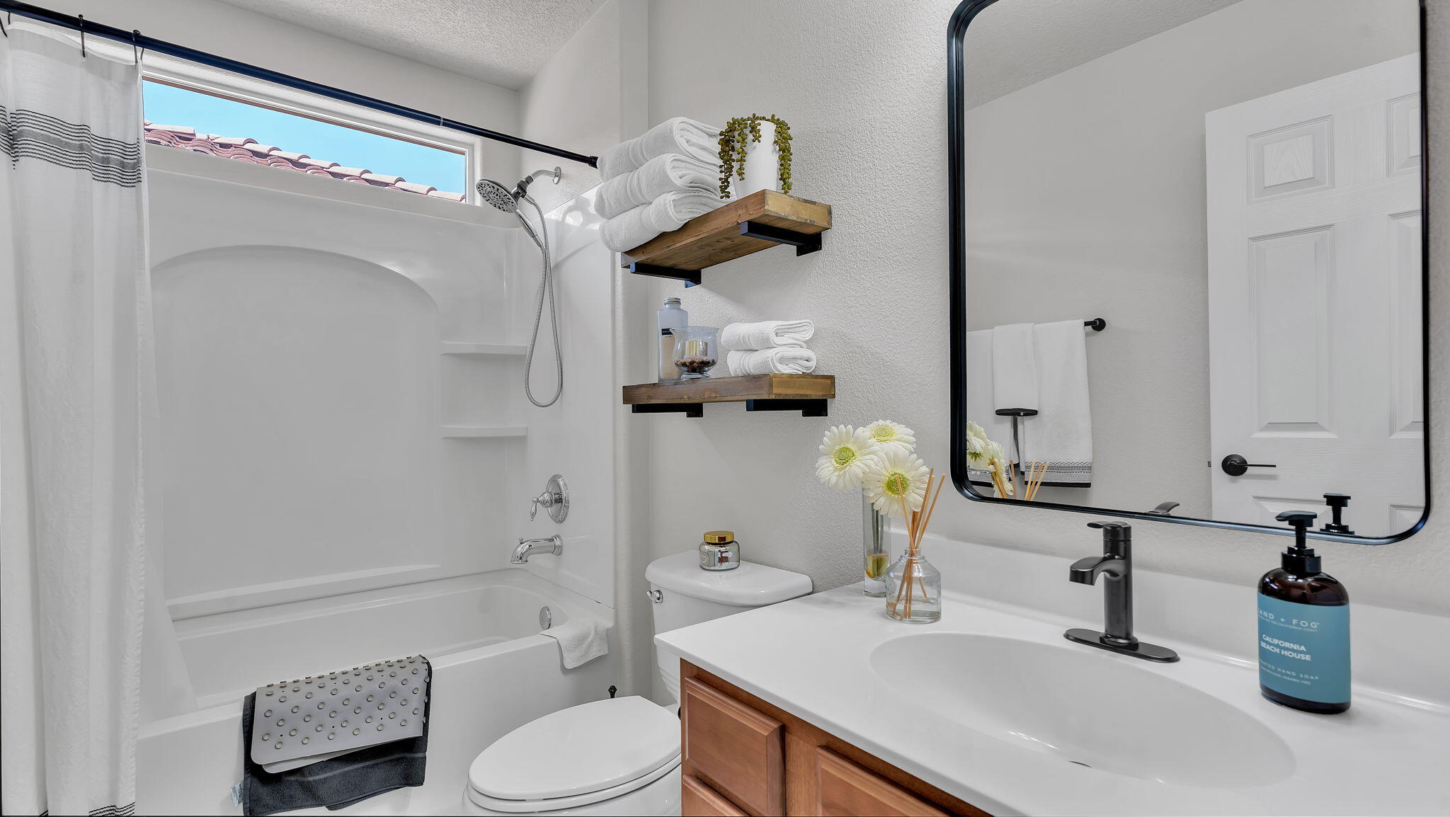 409 VISTA ROJA Place