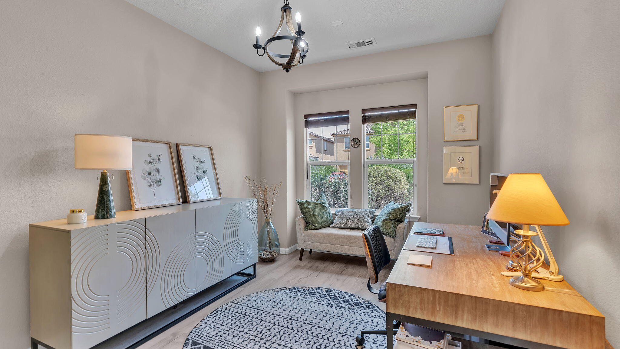 409 VISTA ROJA Place