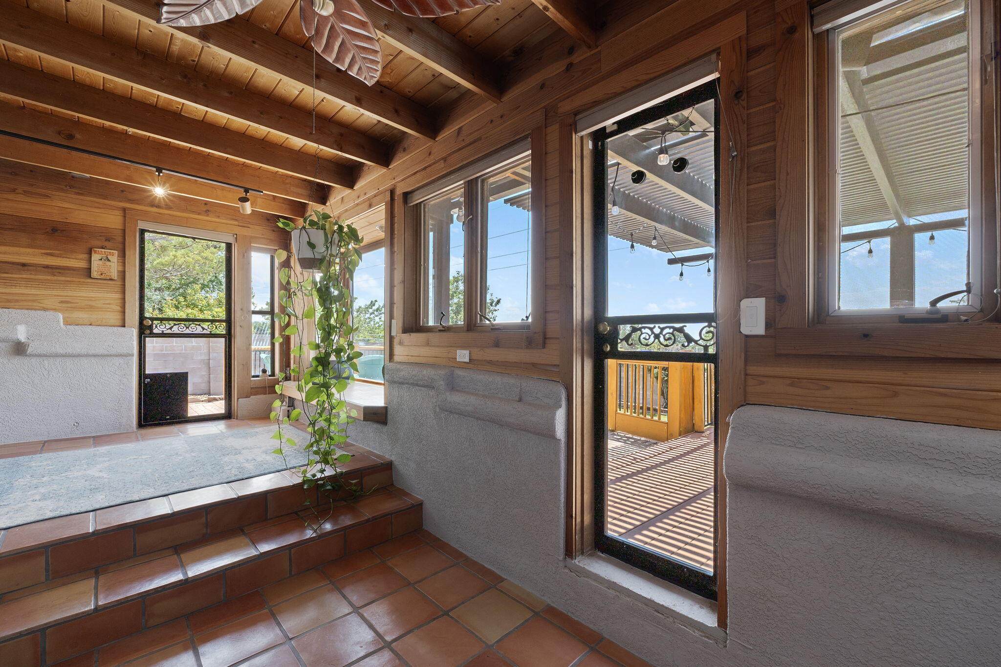 3305 EMBUDITO Drive NE