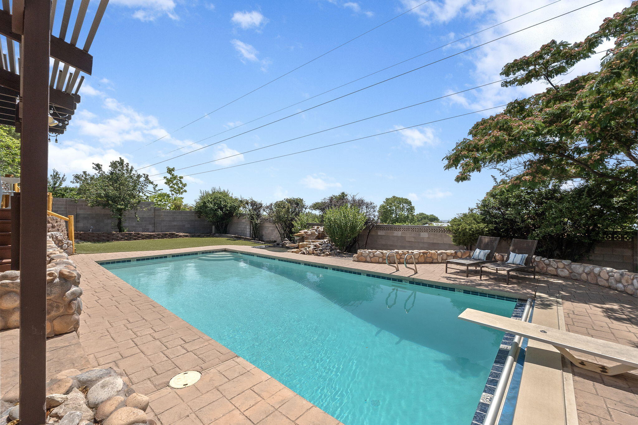 3305 EMBUDITO Drive NE