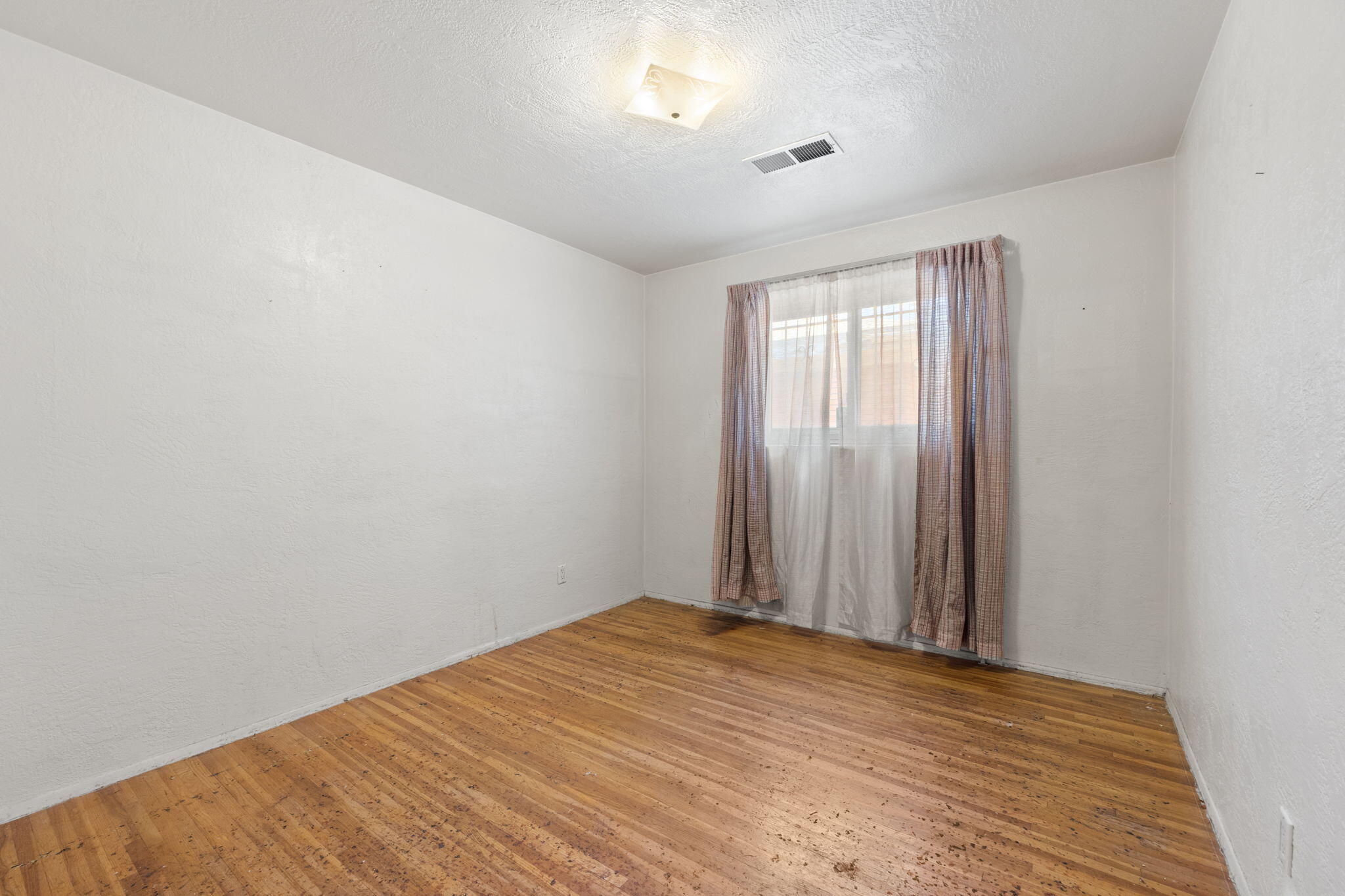 1124 CALIFORNIA Street SE